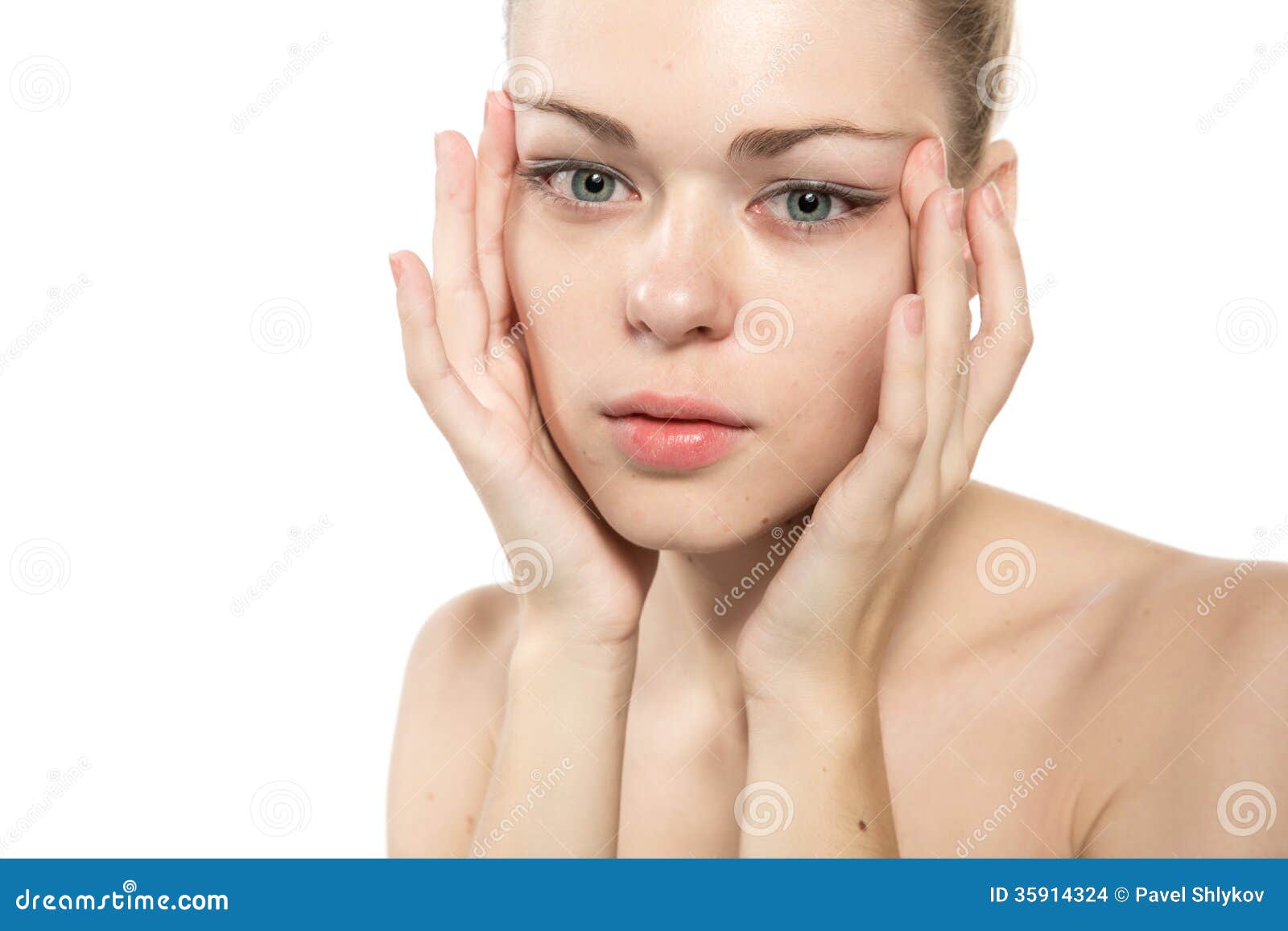 Cat eyes girl pirtrait stock photo. Image of girl, eyeliner 35914324