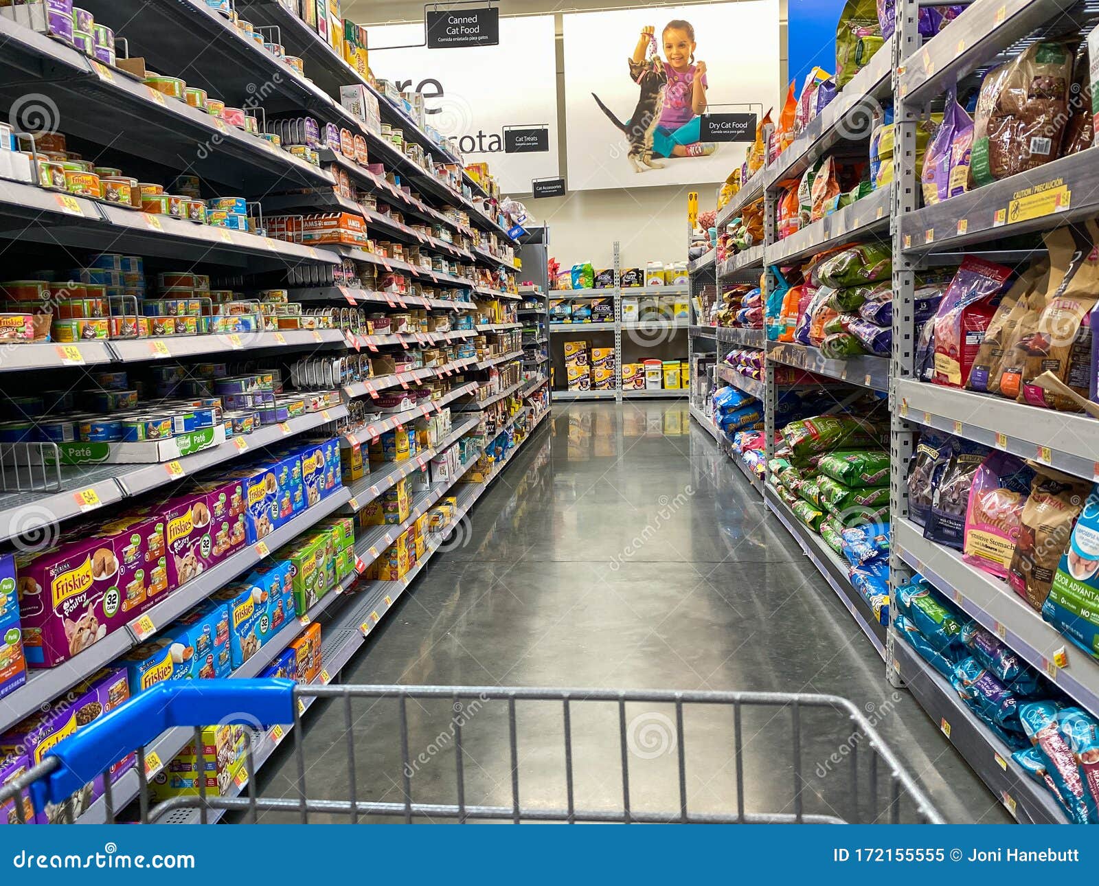 Orlando Usa School Supply Aisle Walmart Orlando Florida – Stock Editorial  Photo © Jshanebutt #405402526
