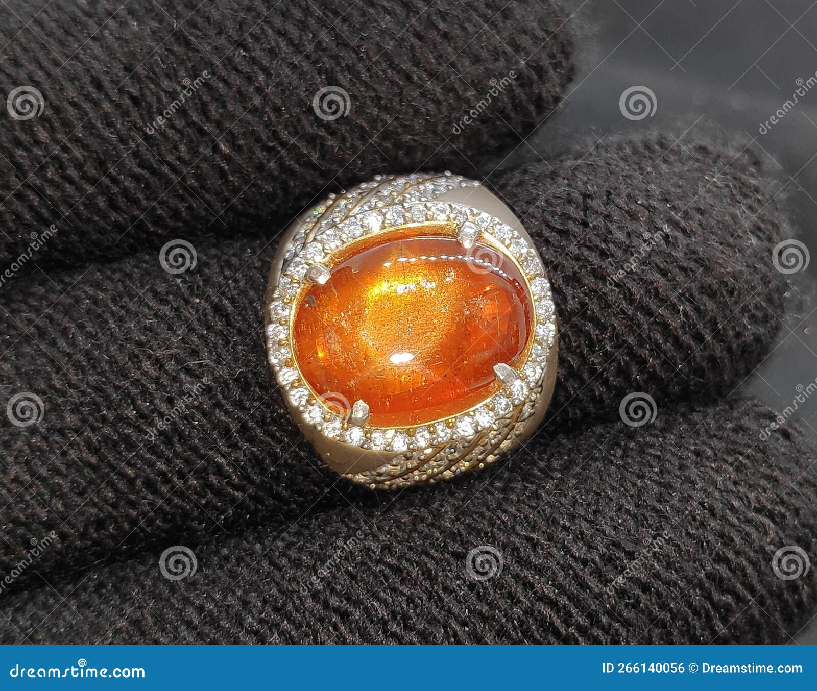 Cat& x27;s Eye Kyanite stock photo. Image of bracelet 266140056