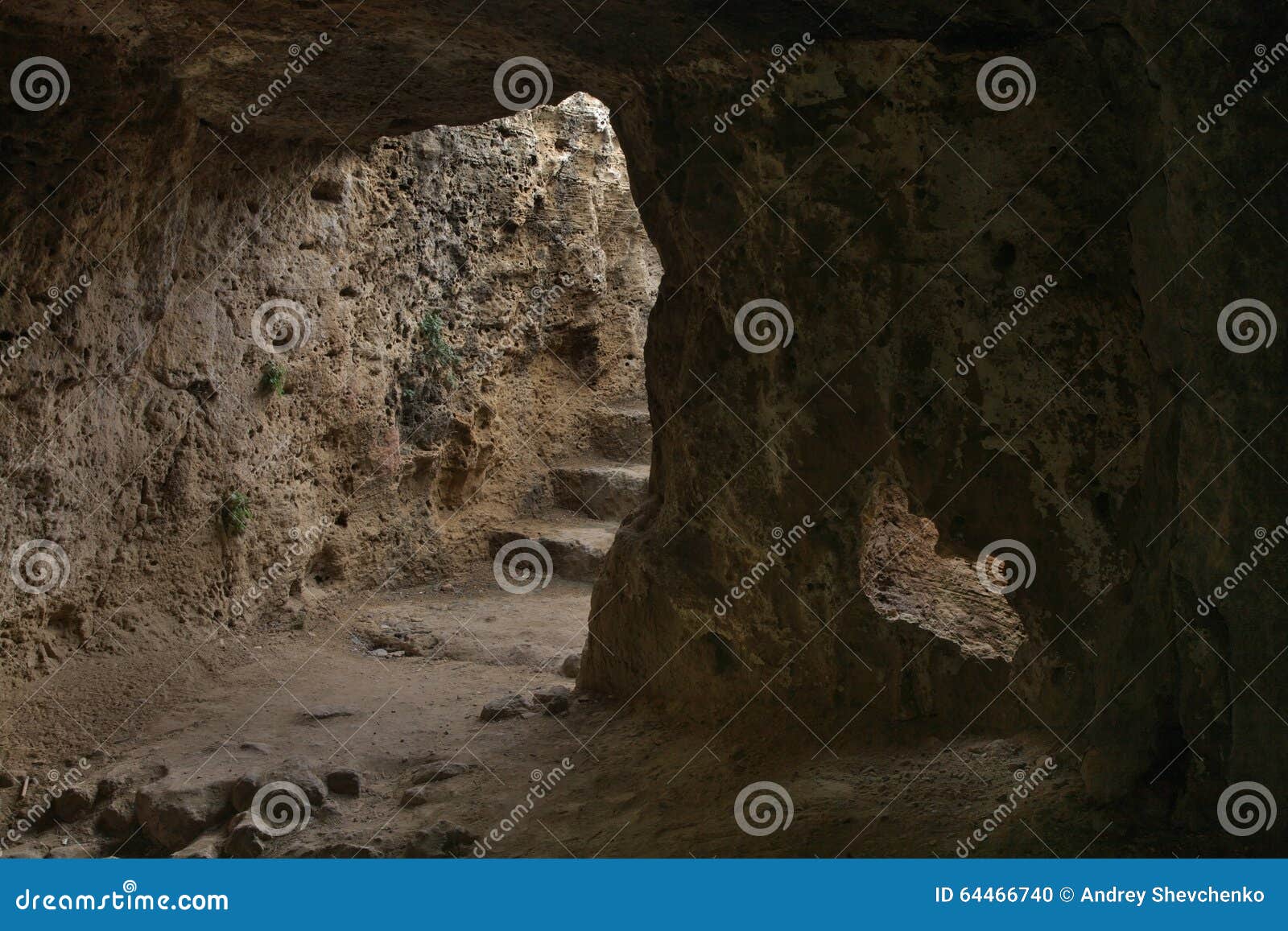 catacombs of fabrica hill - colline de fabrika in pafos. cyprus