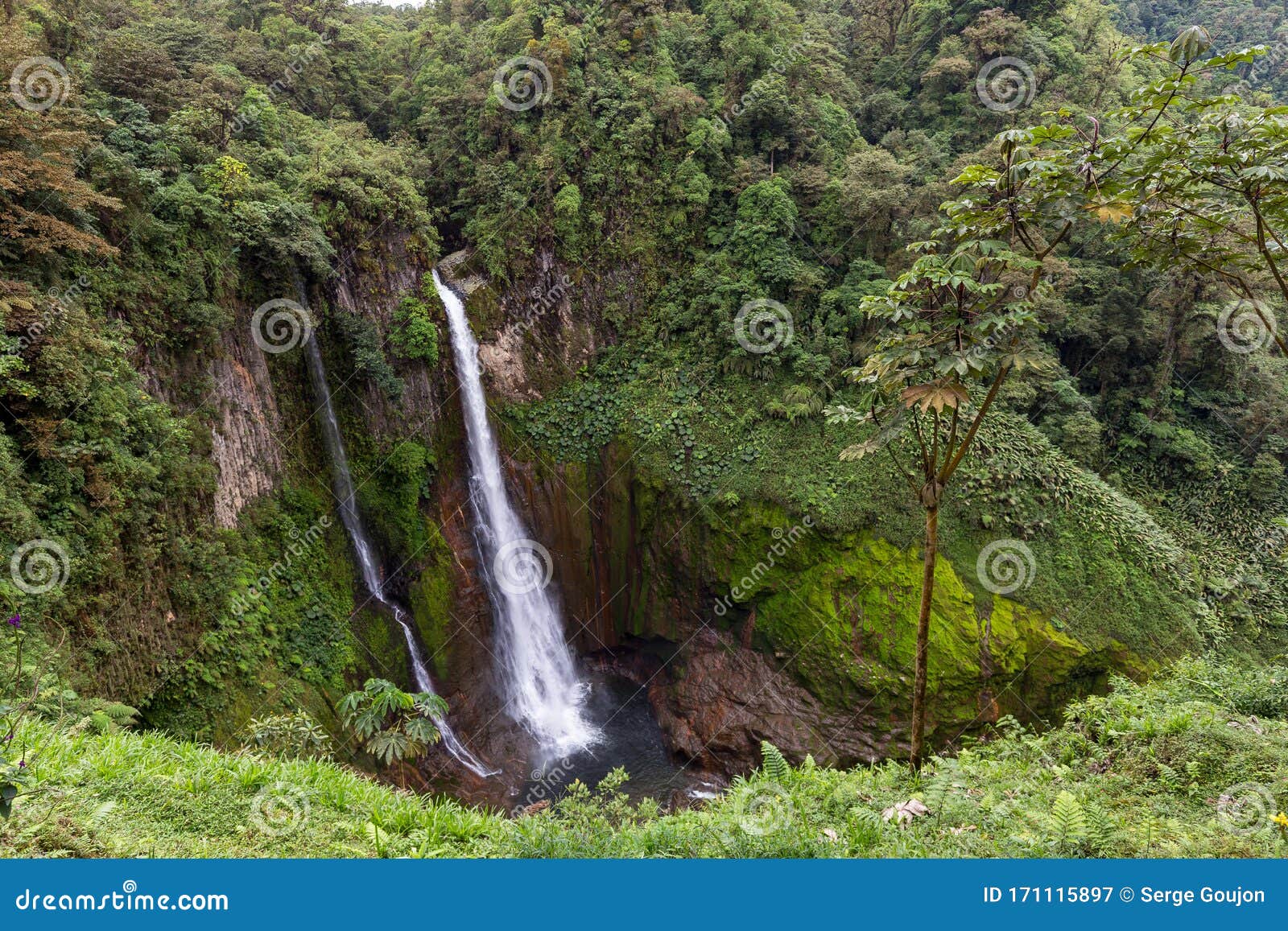 catarata del toro waterfall near poas volcano, costa rica