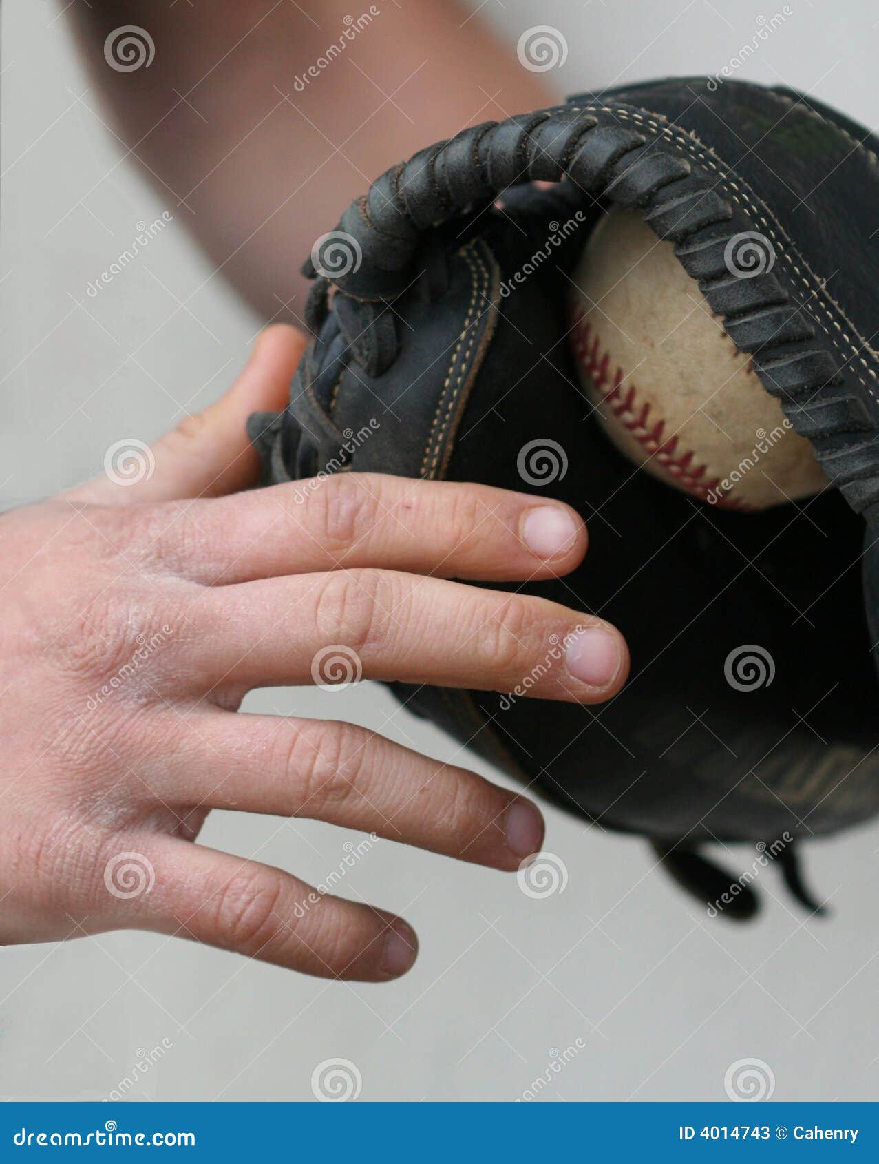 Catcher hands stock image. Image of stitching, hands, teenager 4014743