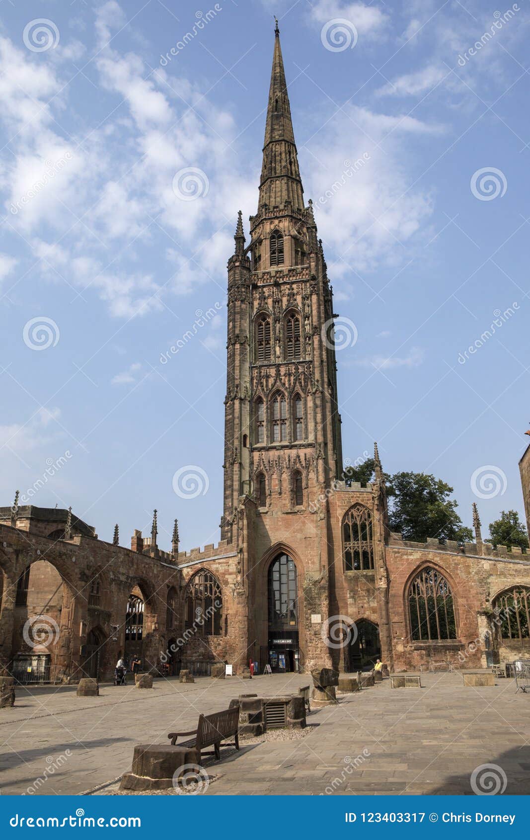 Catedral De Coventry En El Reino Unido Fotografía editorial - Imagen de  exterior, bombardeado: 123403317