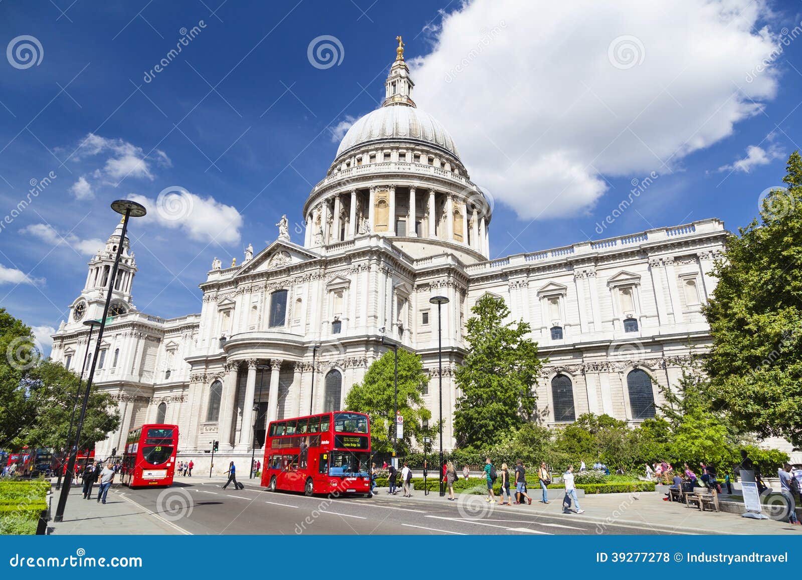 A Catedral De St Paul Em Londres, Editorial Foto de Stock Editorial Imagem de destinos, povos