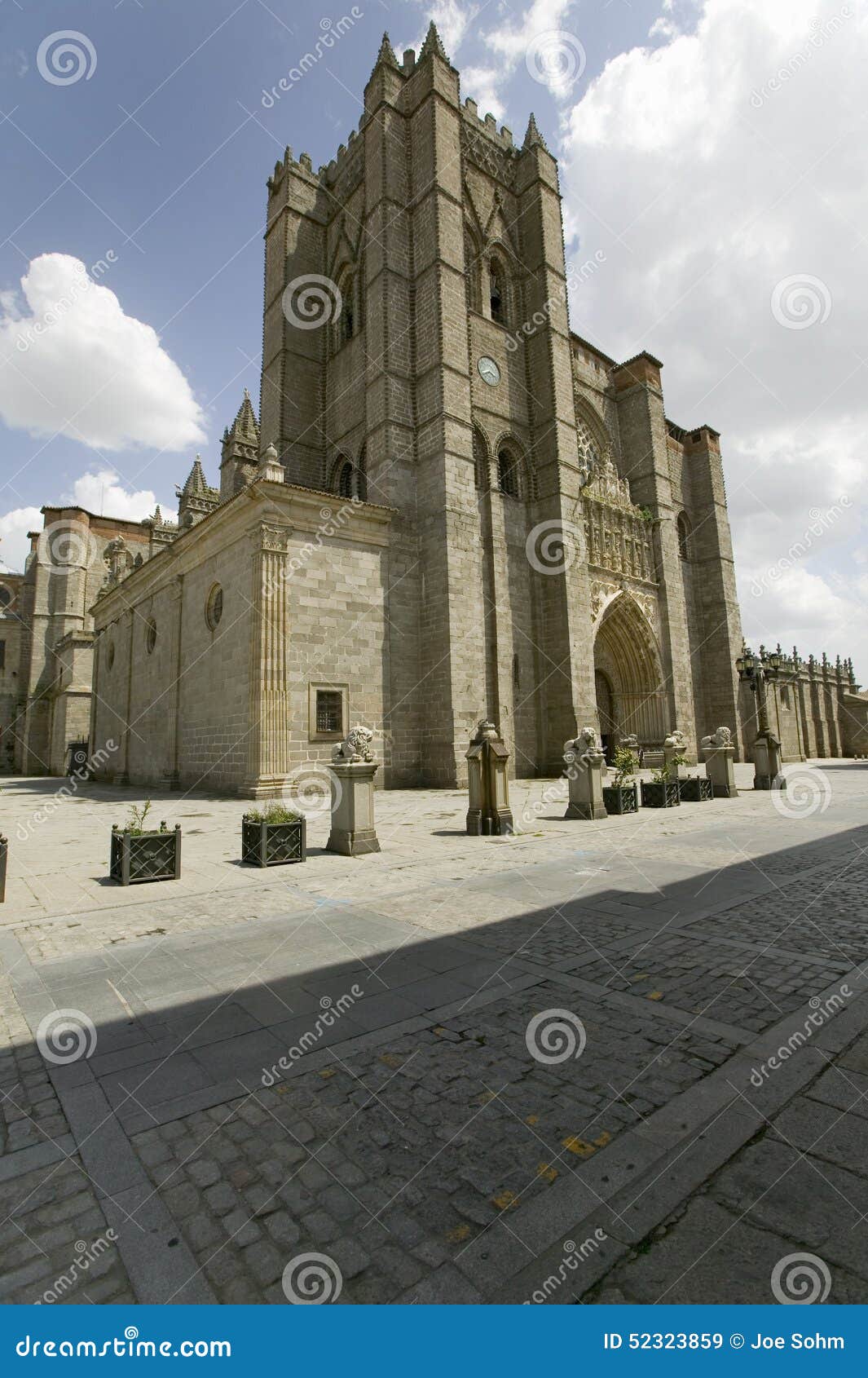 catedral de Ã¯Â¿Â½vila Ã¯Â¿Â½ Ã¯Â¿Â½vila cathedra, cathedral of avila, the oldest gothic church in spain in the old castilian spanish villa