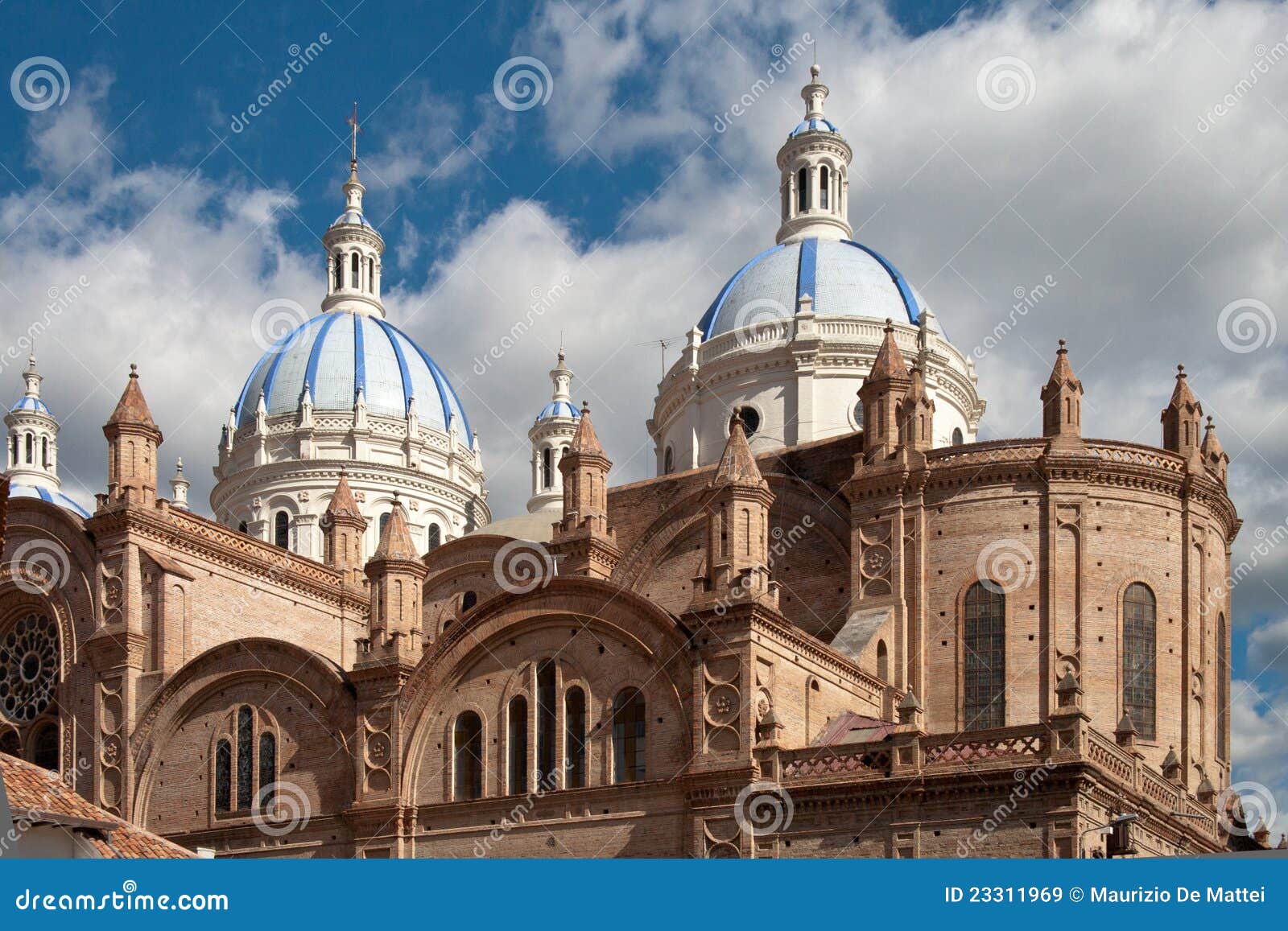 cathedral of cuenca, ecuador