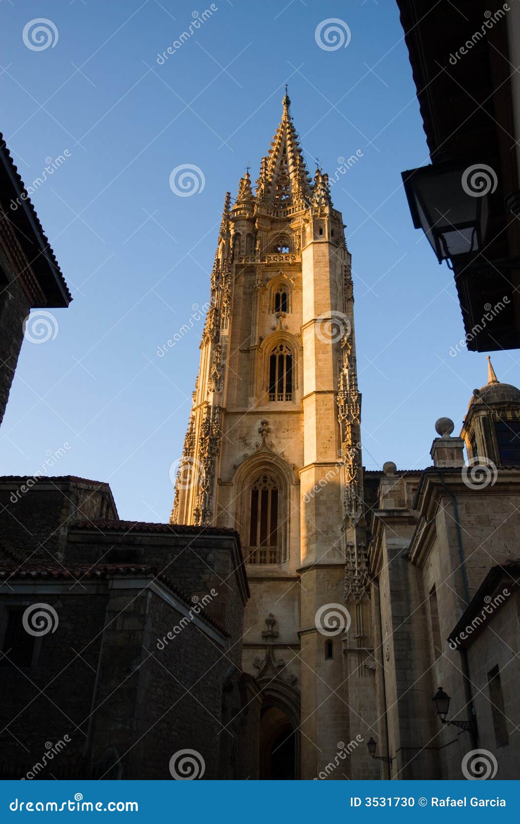cathedral of oviedo
