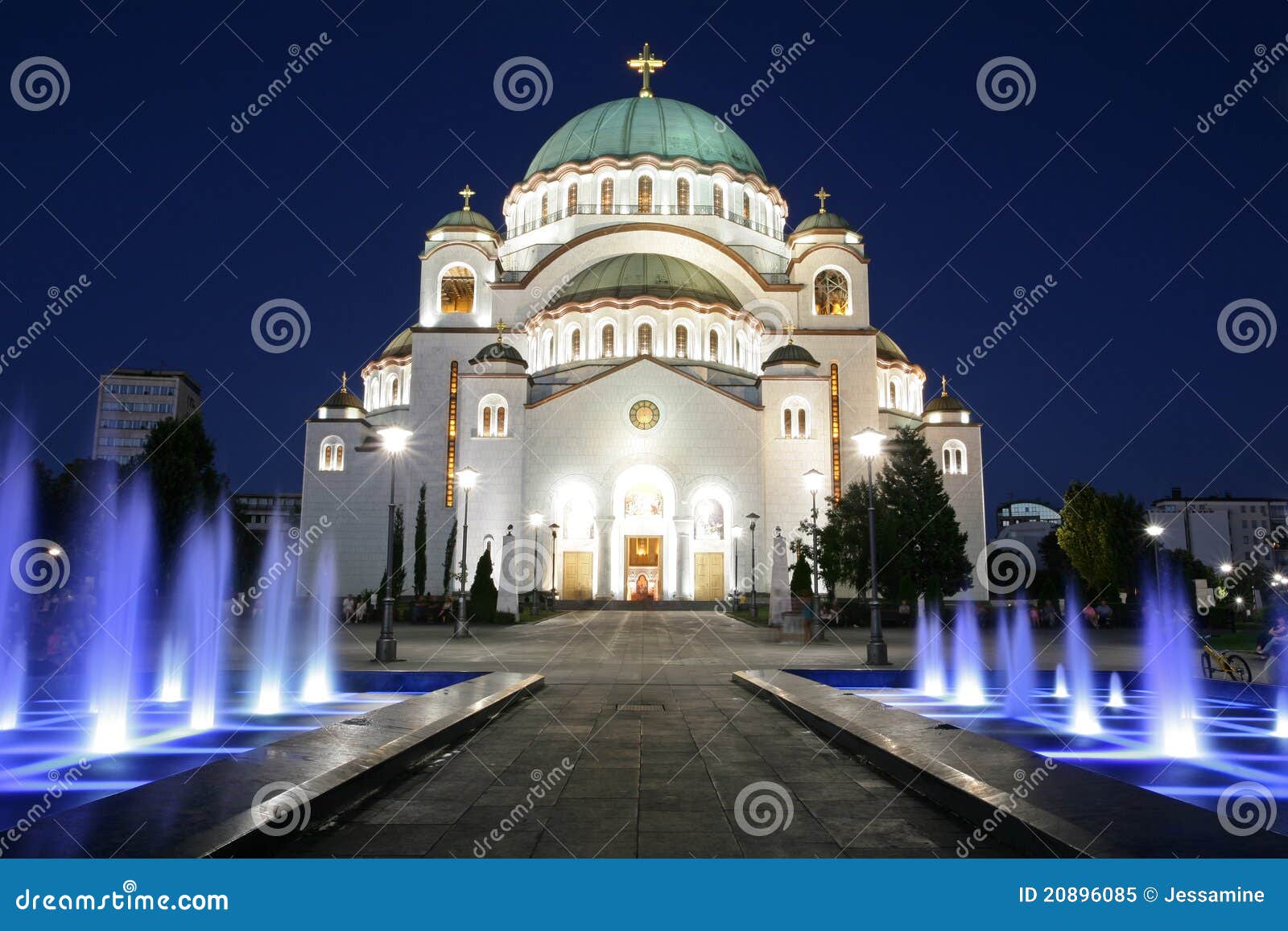 cathedral of saint sava by night