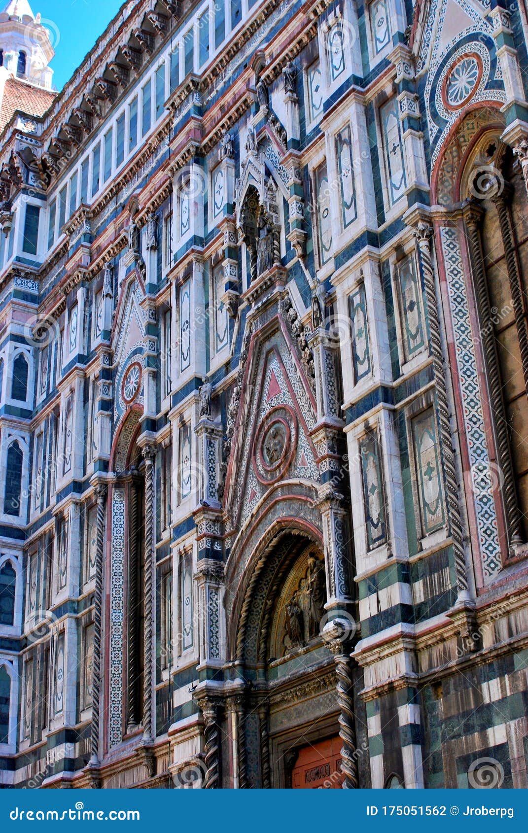 cathedral of santa maria del fiore in florence,