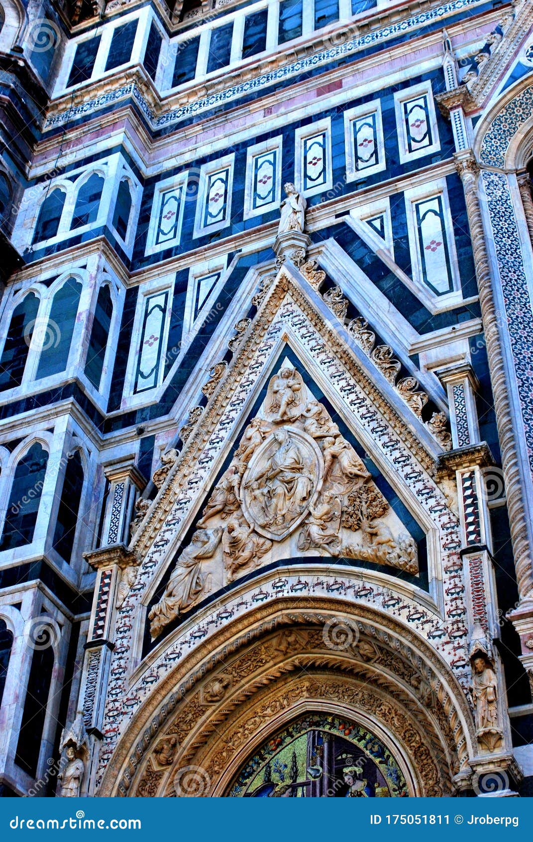 cathedral of santa maria del fiore in florence,