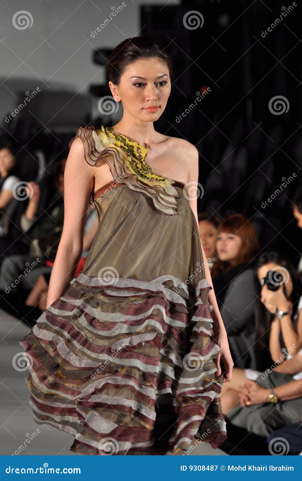 Catwalk editorial photography. Image of display, asian - 9308487