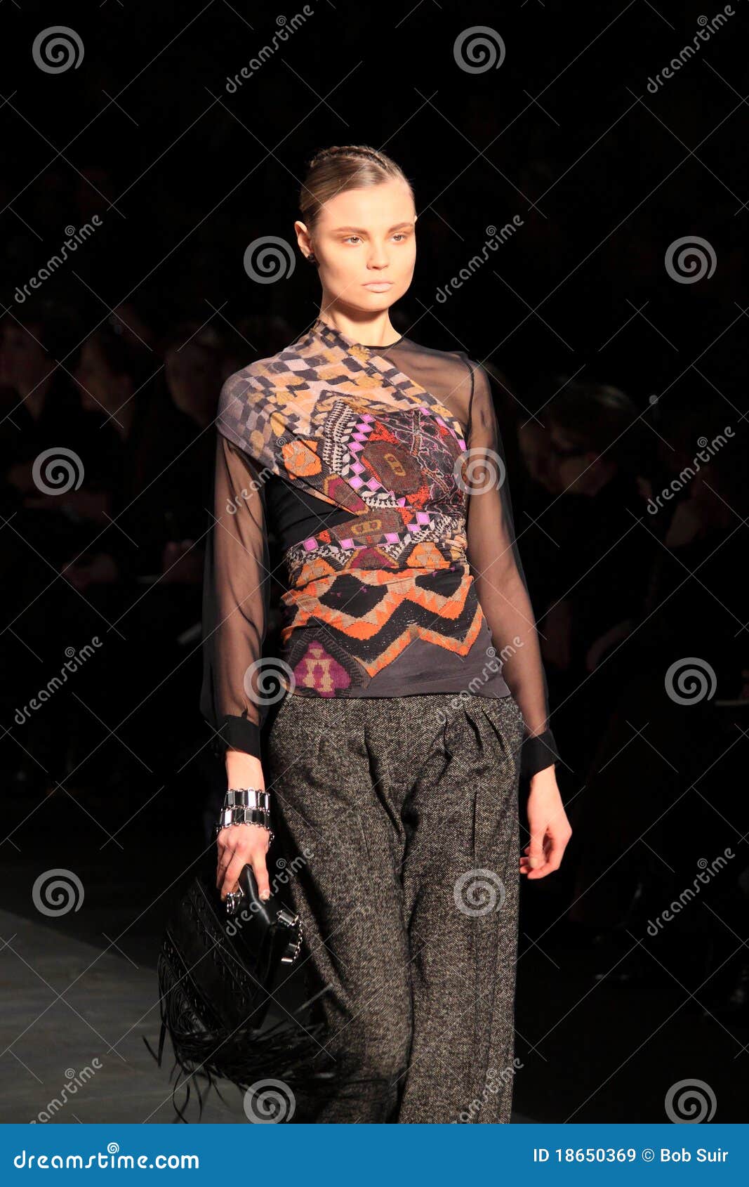 Catwalk fashion show editorial stock image. Image of italy - 18650369