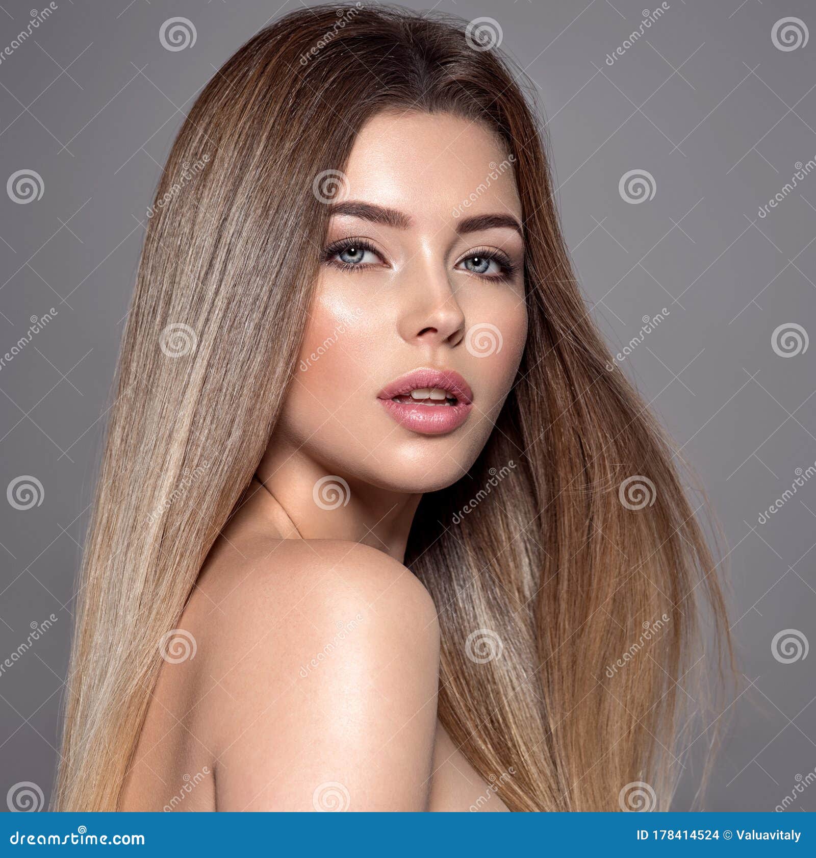 58,918 Straight Hair Girl Stock Photos - Free & Royalty-Free Stock Photos  from Dreamstime