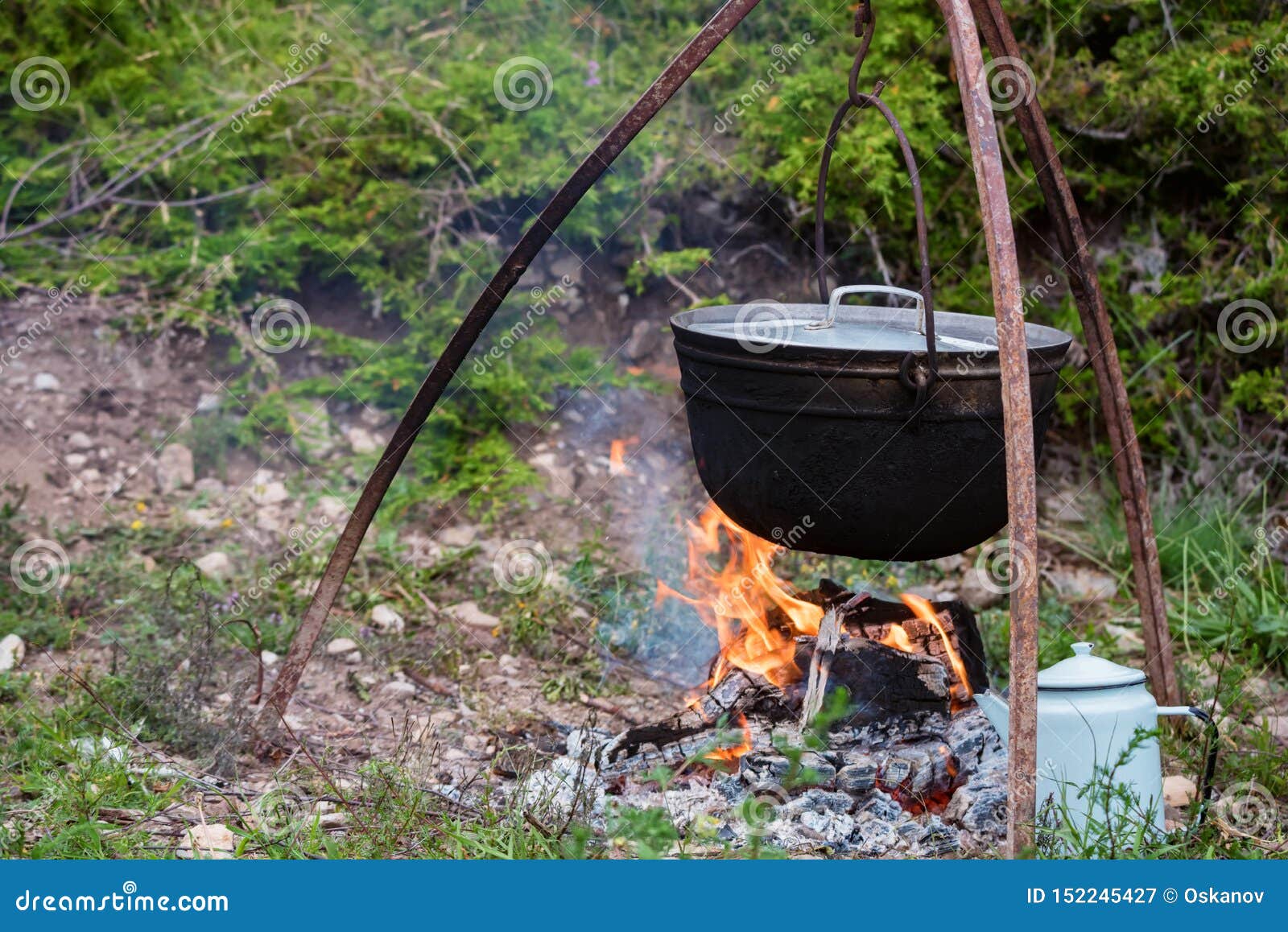 Cauldron or Camping Kettle Over Open Fire Outdoors Stock Image - Image of  equipment, meal: 152245427