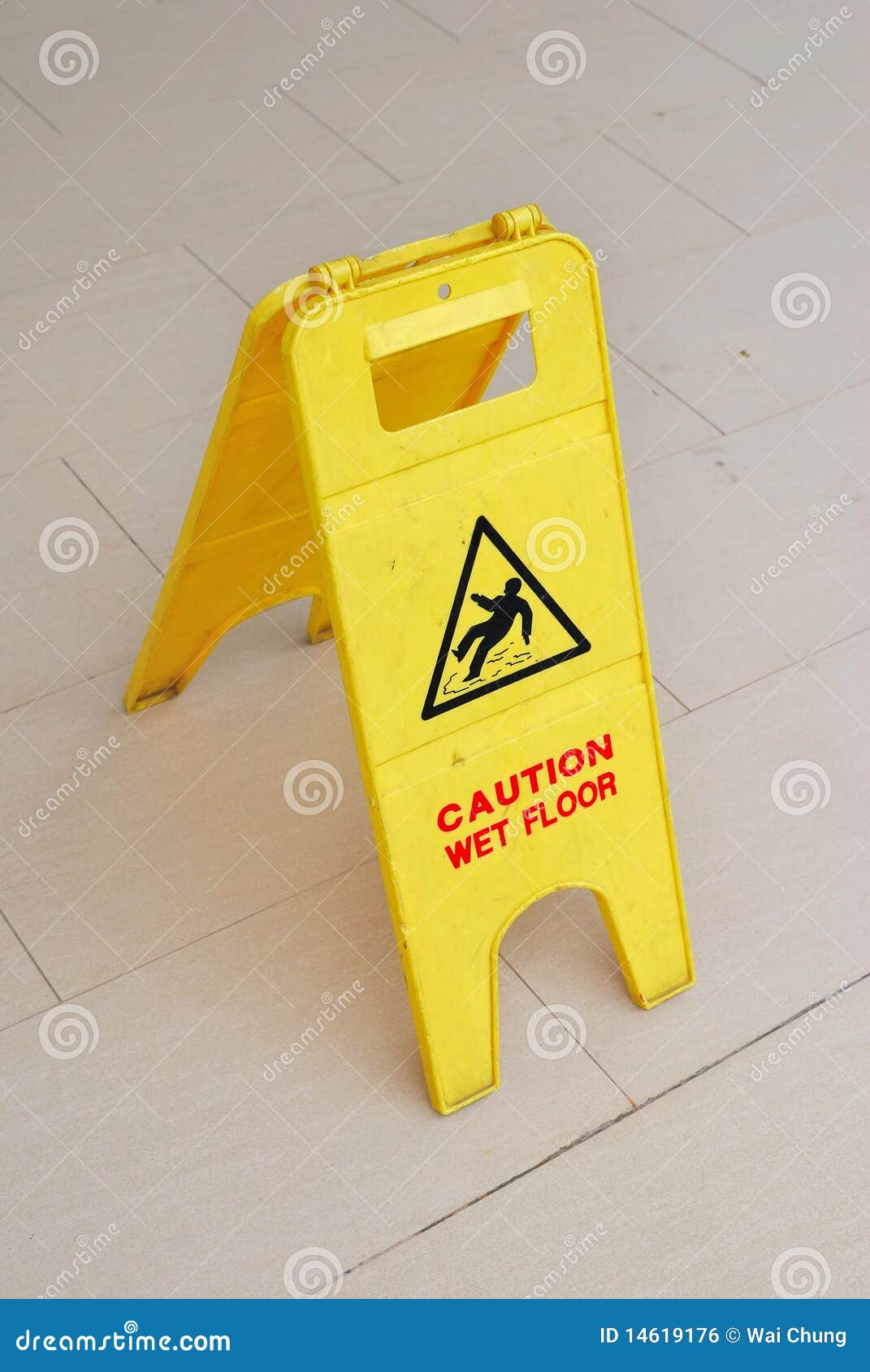 24-yellow-caution-wet-floor-sign-english-spanish-in-from-simplex