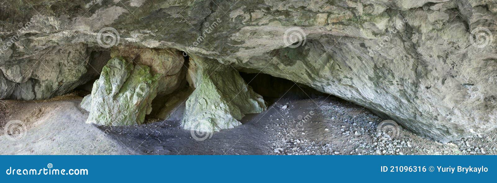Cave canopy in rocky mount stock photo. Image of site 21096316