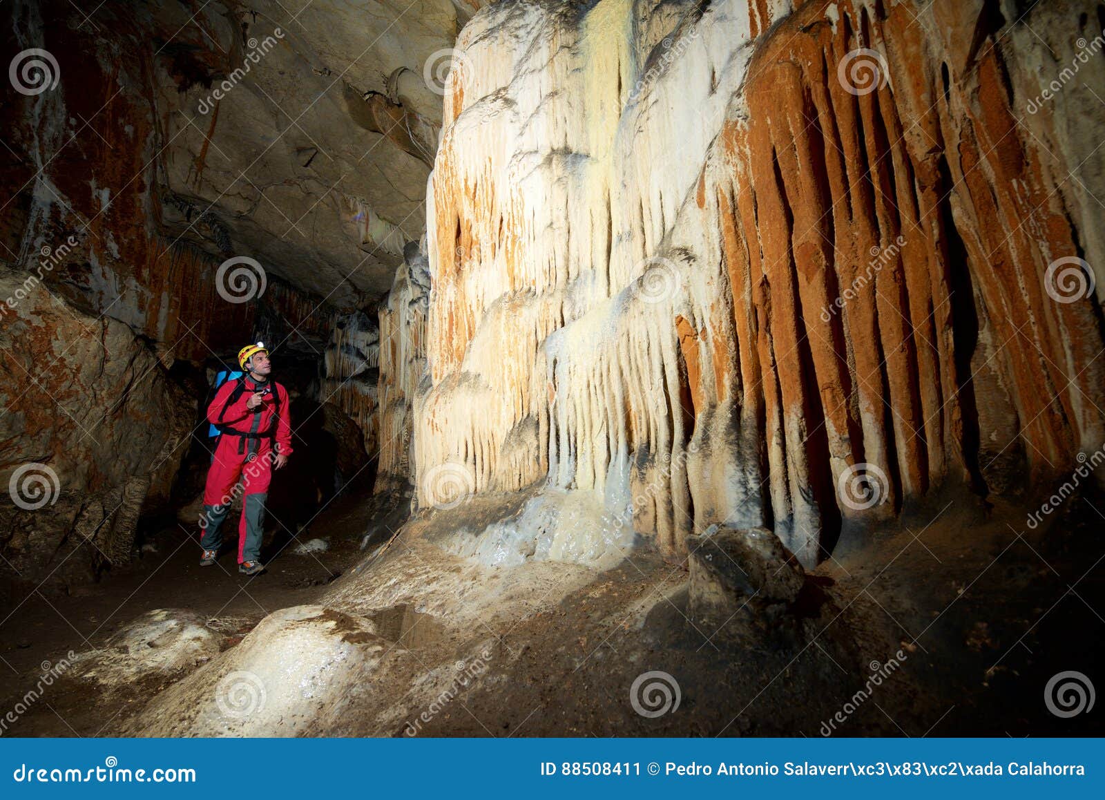 caving in spain