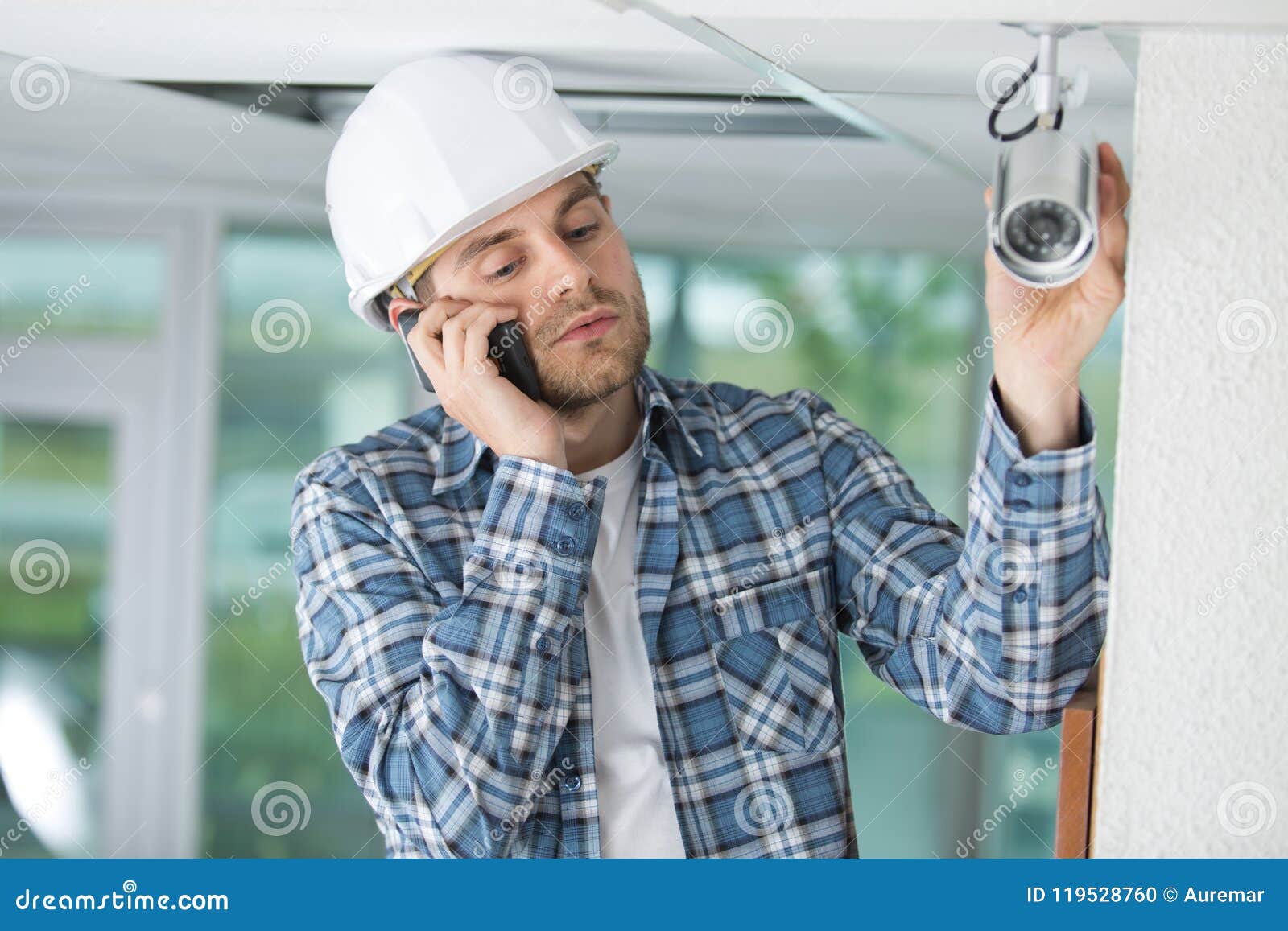 CCTV technician on call stock photo. Image of circuit 119528760
