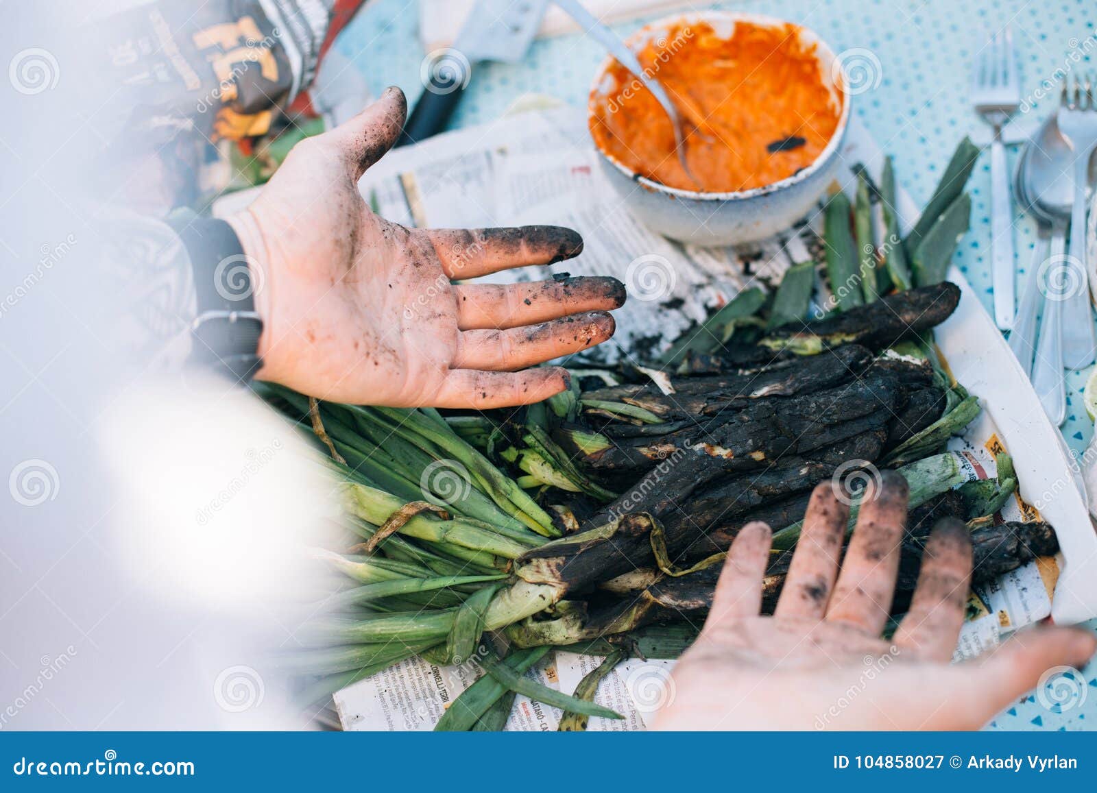 Cebolla Catalan De Los Calcots O Cambray Tradicional Imagen de archivo