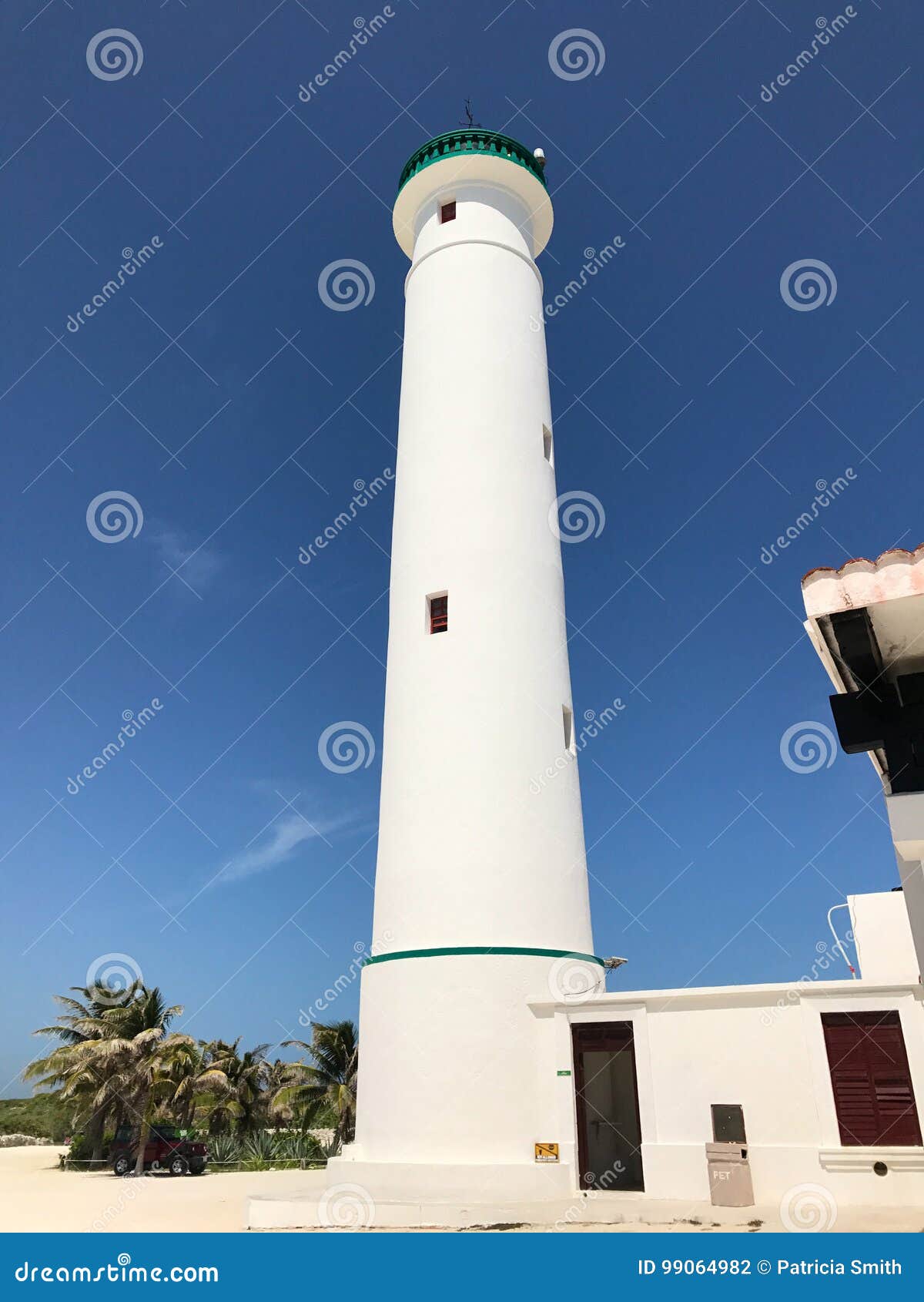 Celarain Lighthouse at Punta Sur Stock Photo - Image of vacation, temple:  99064982