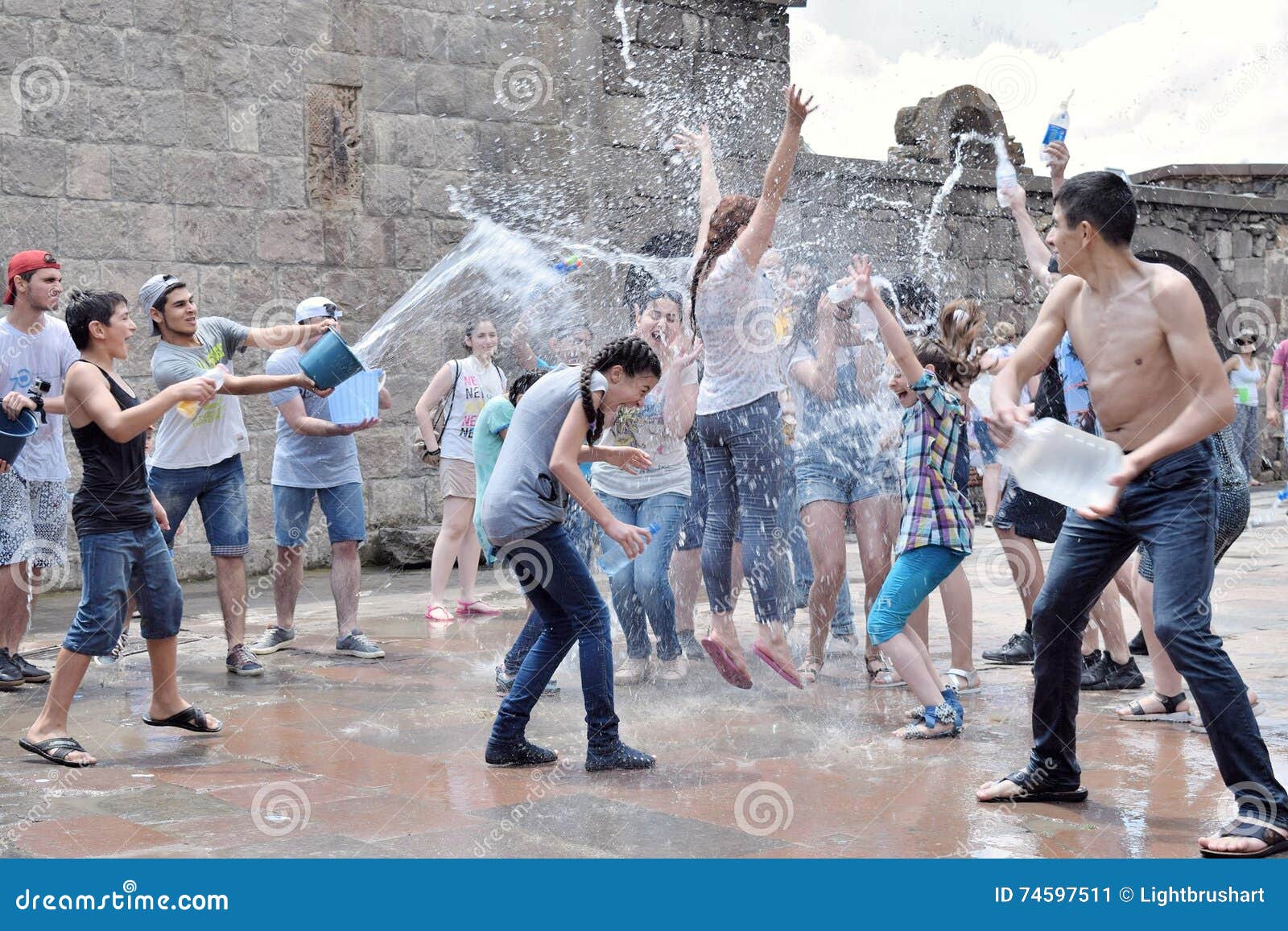 Academia Dominicana De La Lengua Fetish Group Drench Each Other