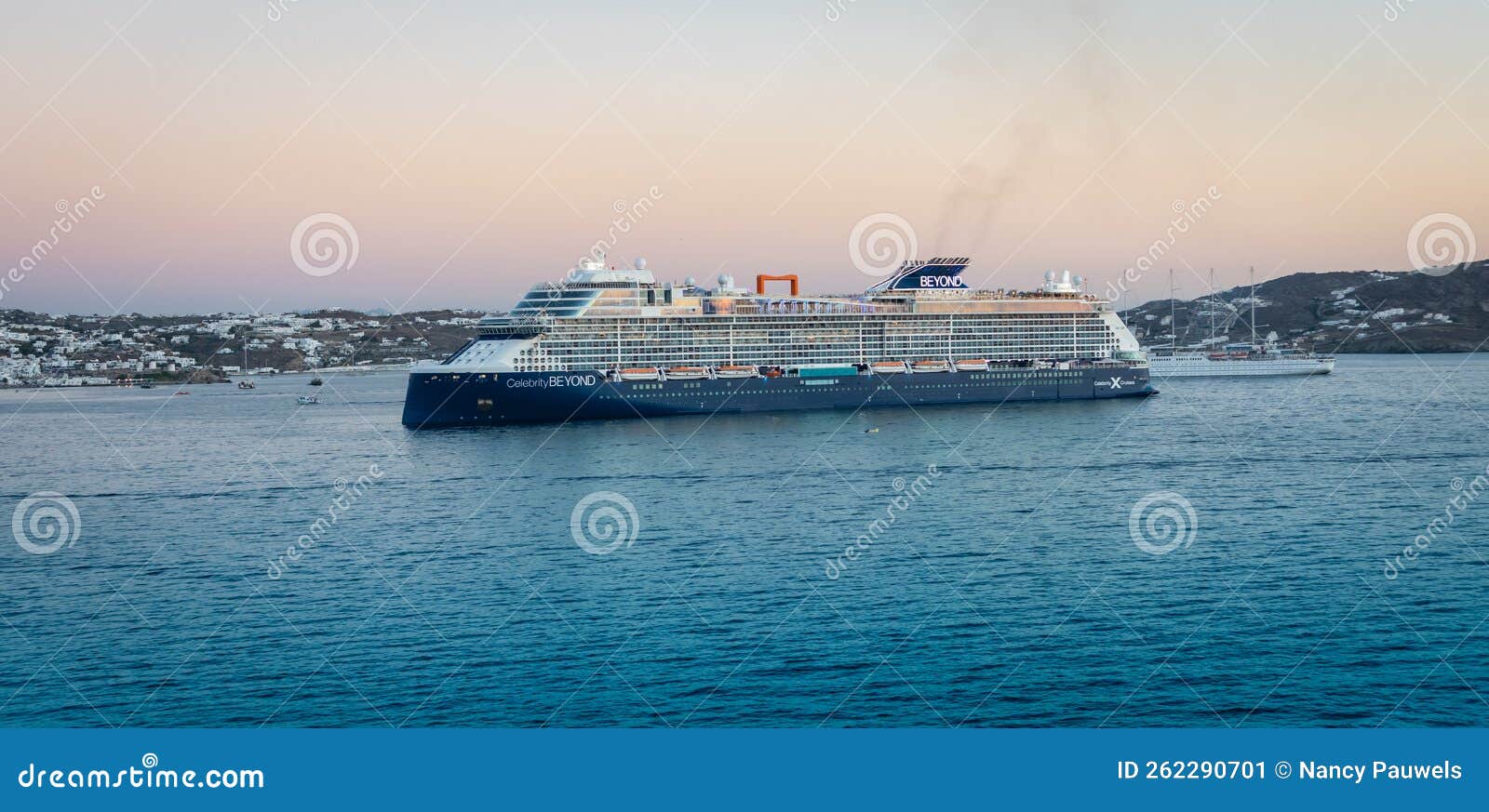 celebrity cruises in mykonos