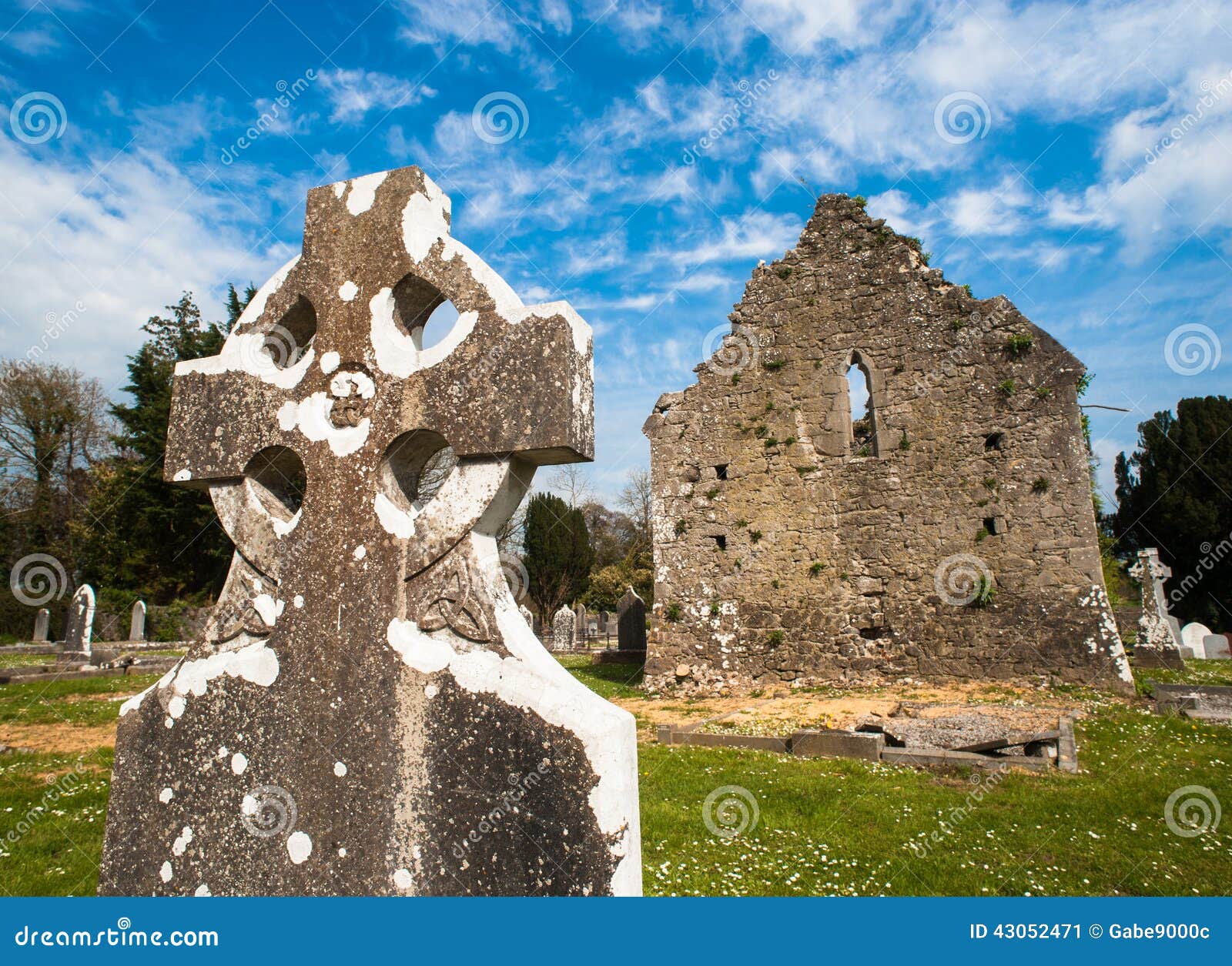 Celtic graveyard ruins stock image. Image of clouds, graveyard 43052471