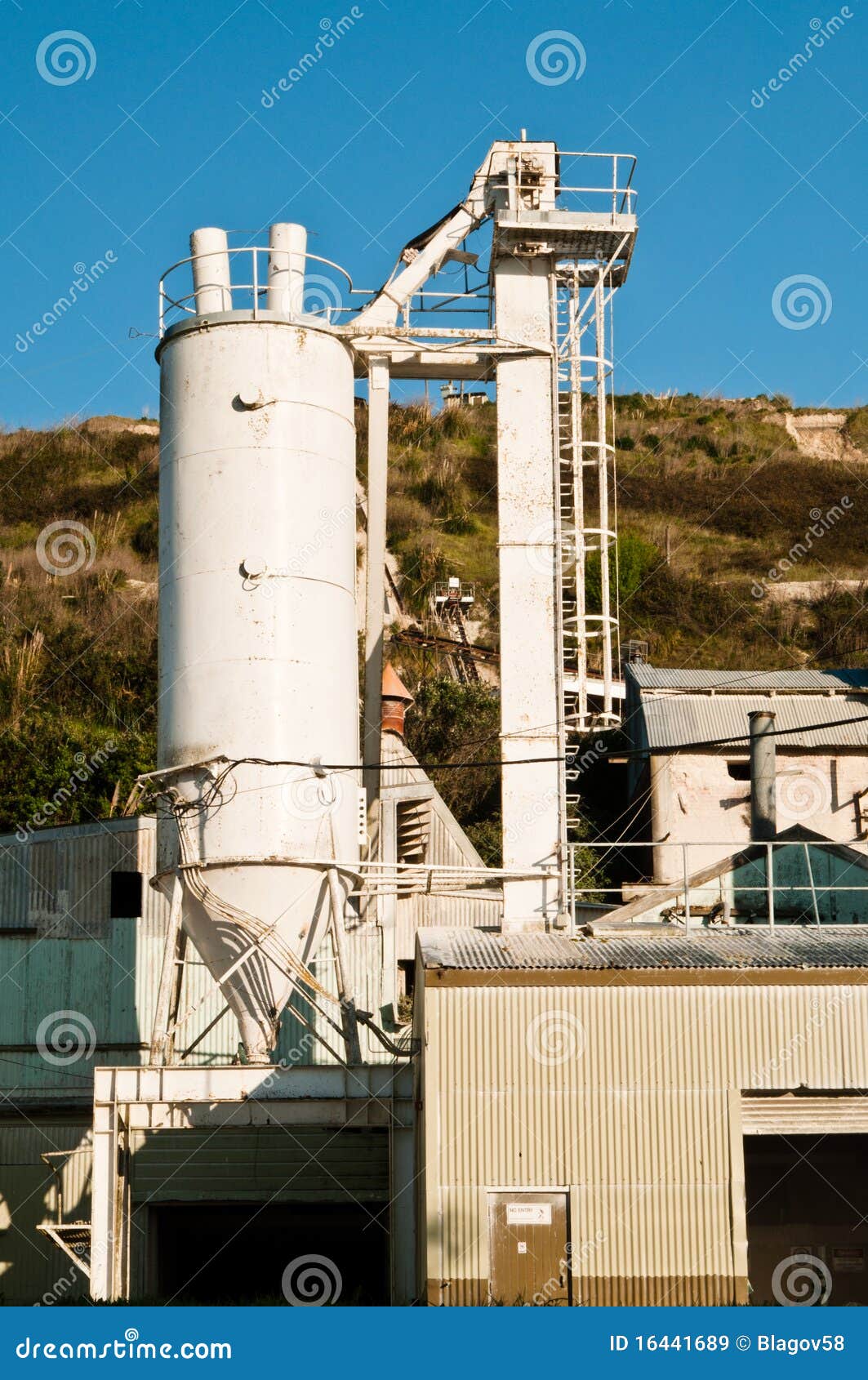 Cement manufacturing plant stock image. Image of business - 16441689