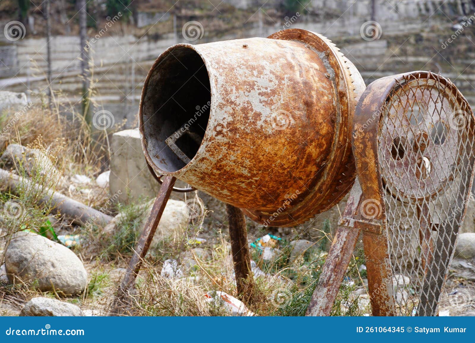CEMENT MIXER MACHINE Old Concrete Mixture Machine Stock Image Image