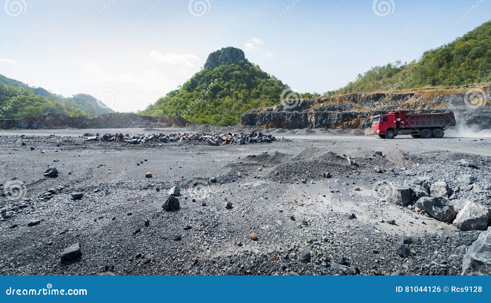 Cement quarry stock photo. Image of earthmover, activity - 81044126