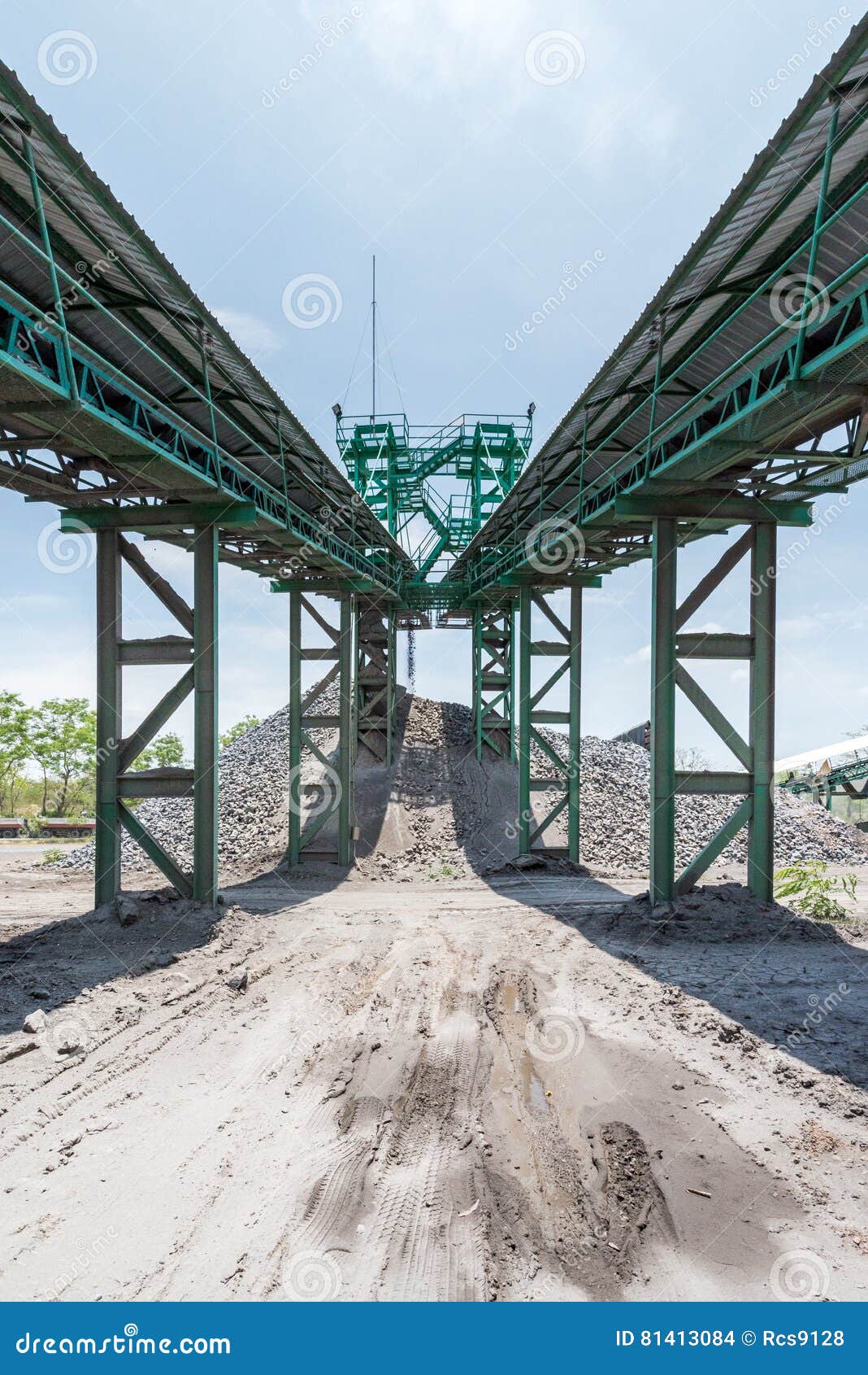 Cement quarry stock photo. Image of gray, dust, extraction 81413084