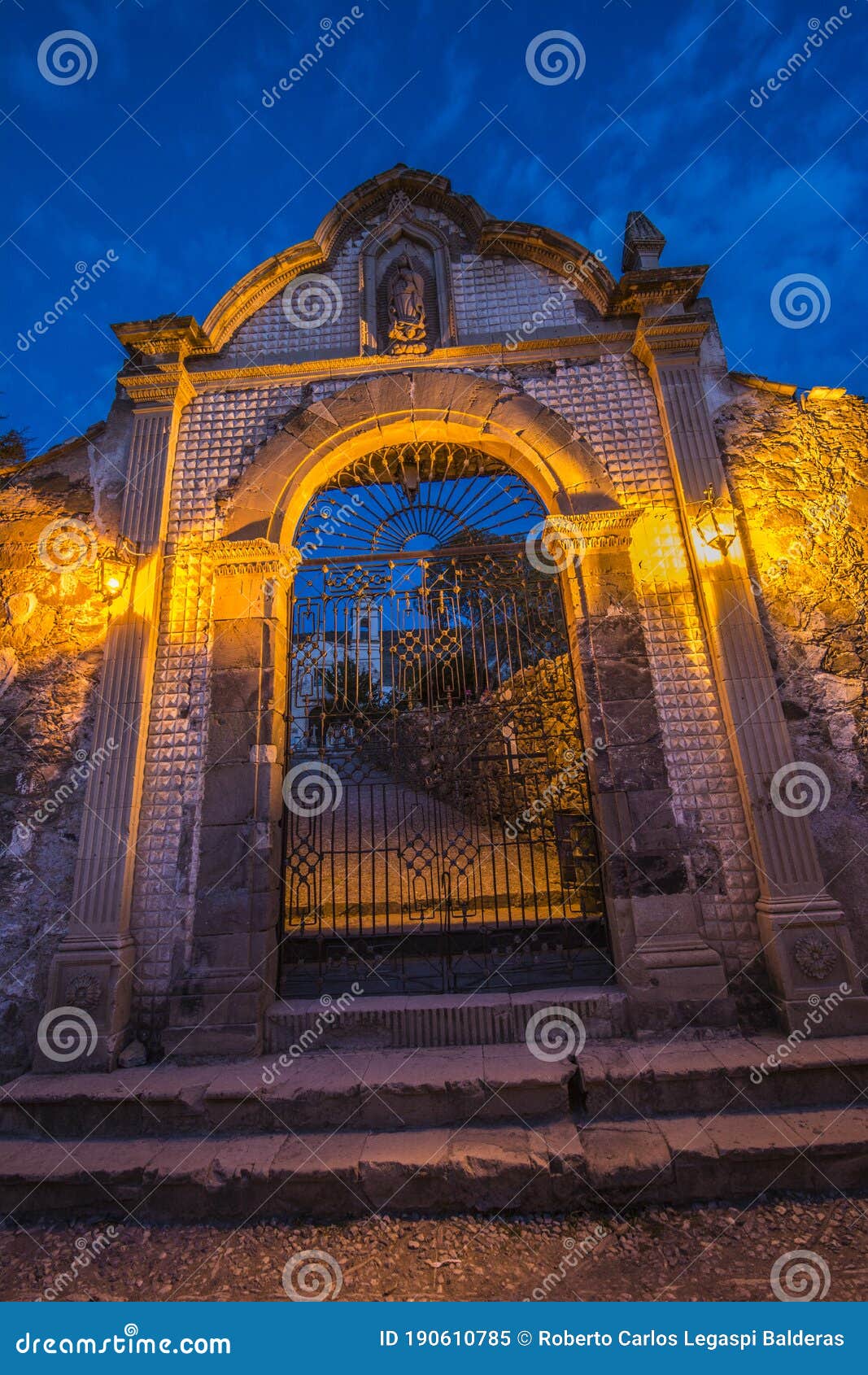 cemetery door in magic town named real de catorce mÃÂ©xico