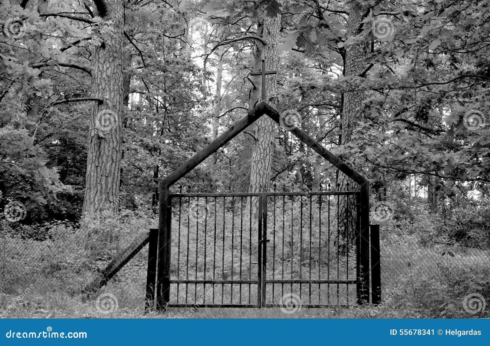 cemetery gates clipart - photo #46
