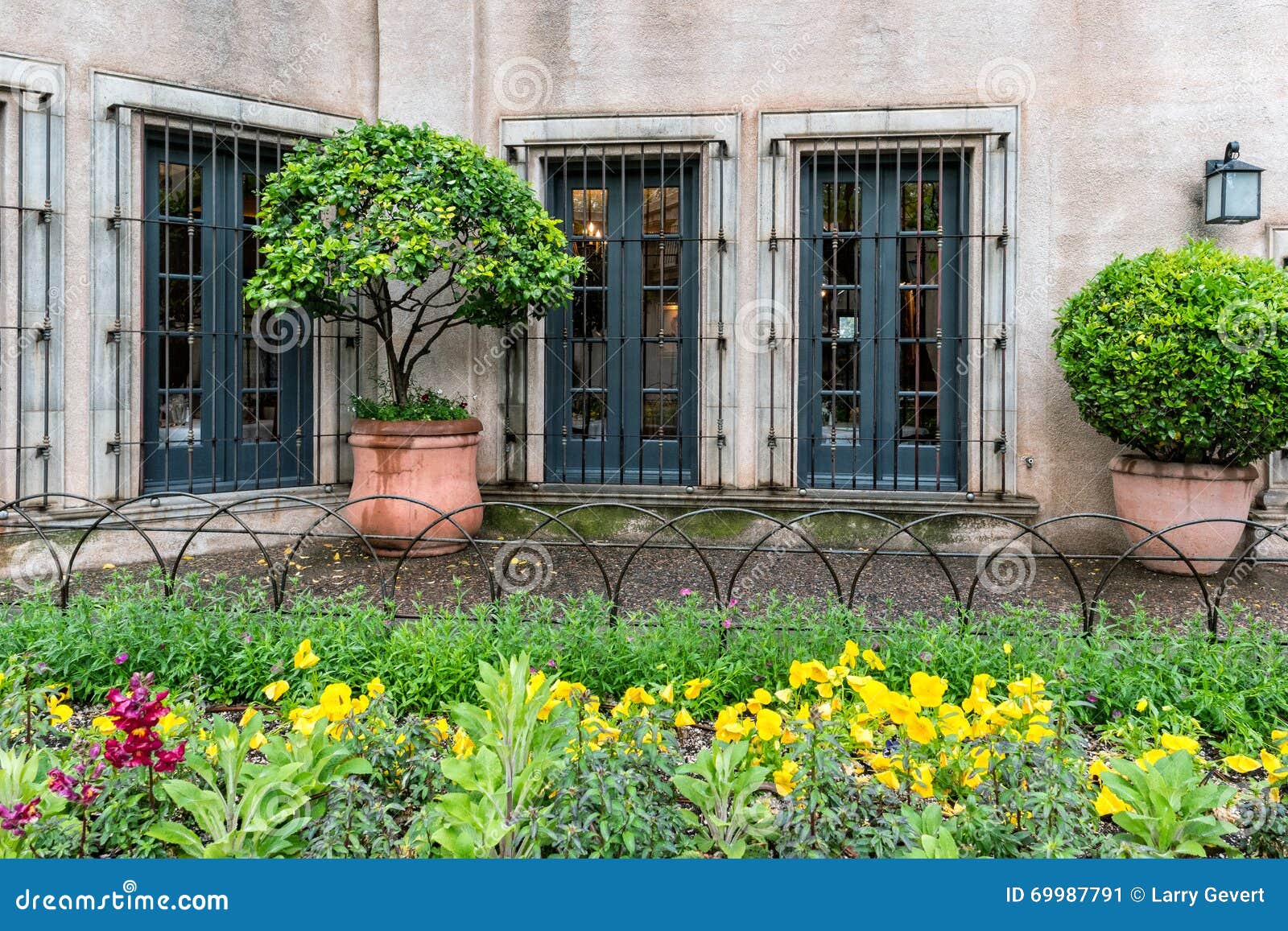 central courtyard at tlaquepaque in sedona, arizona