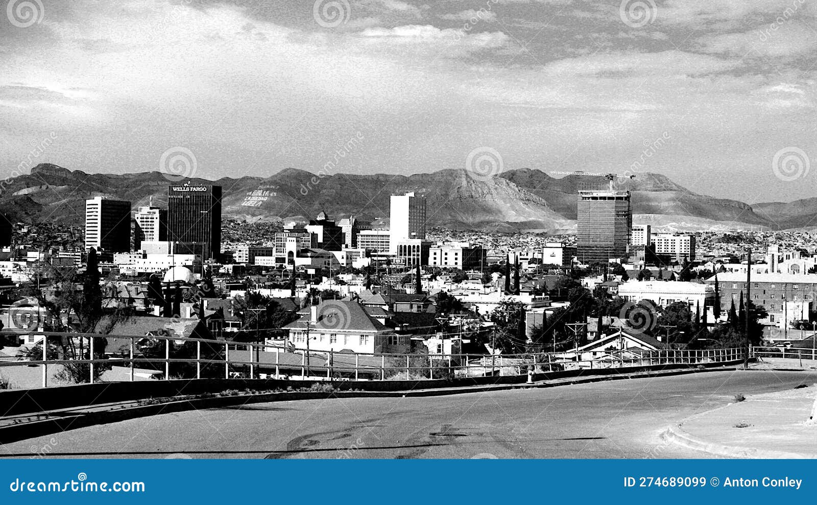 central el paso, texas in b&w