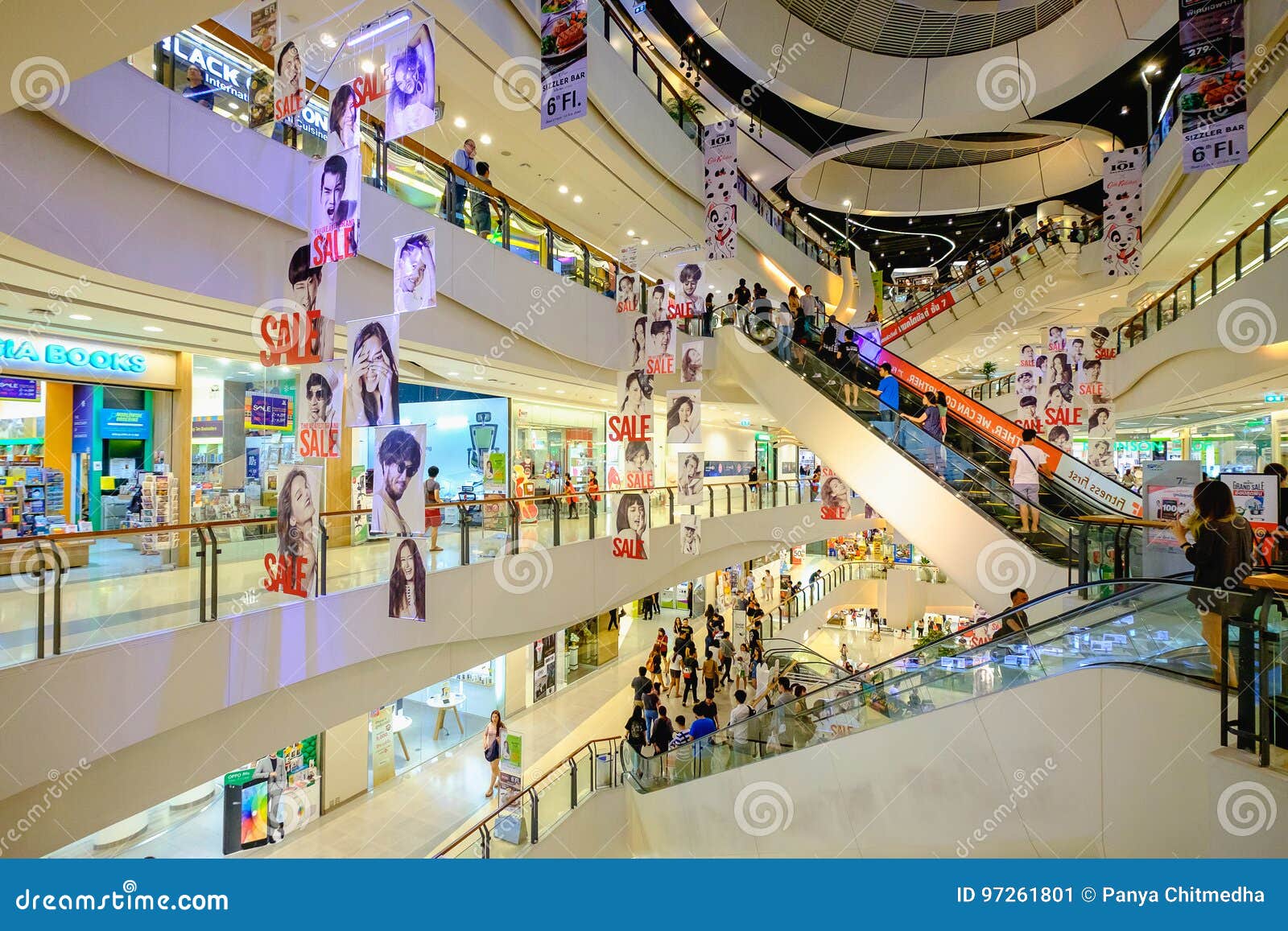 Central Plaza Rama 9 editorial photo. Image of centralplaza - 97261801