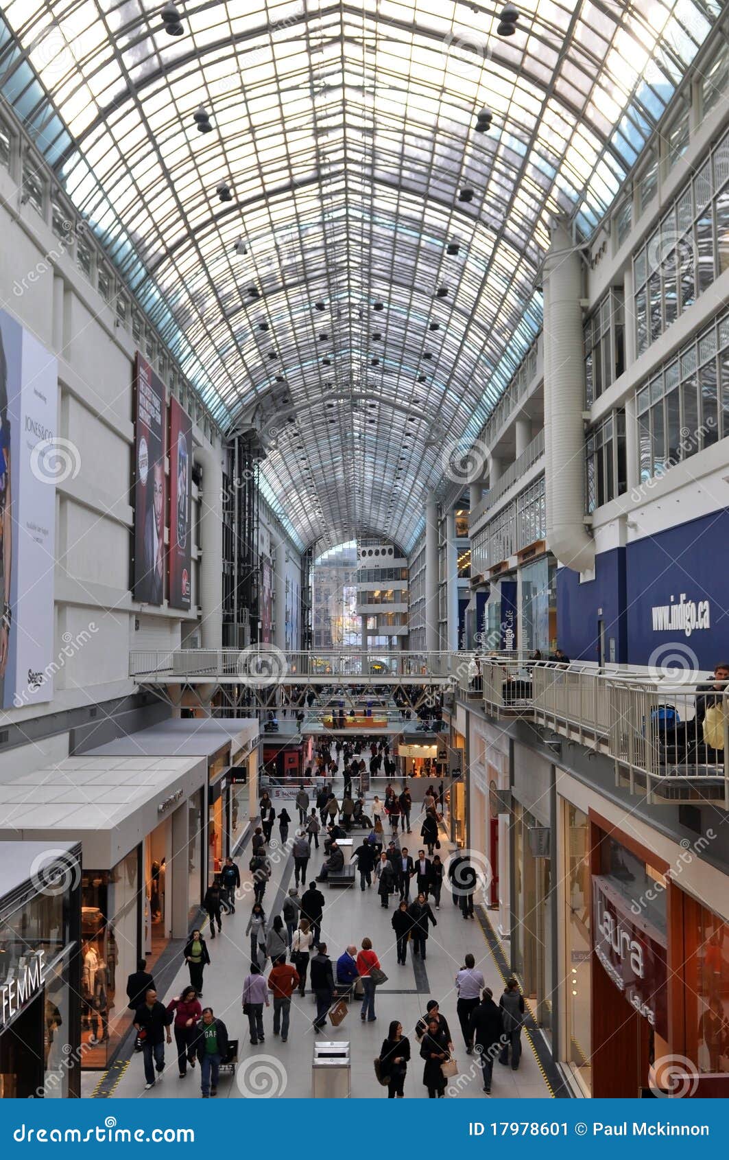 Centre Commercial De Centre D'Eaton Photo éditorial Image du mail