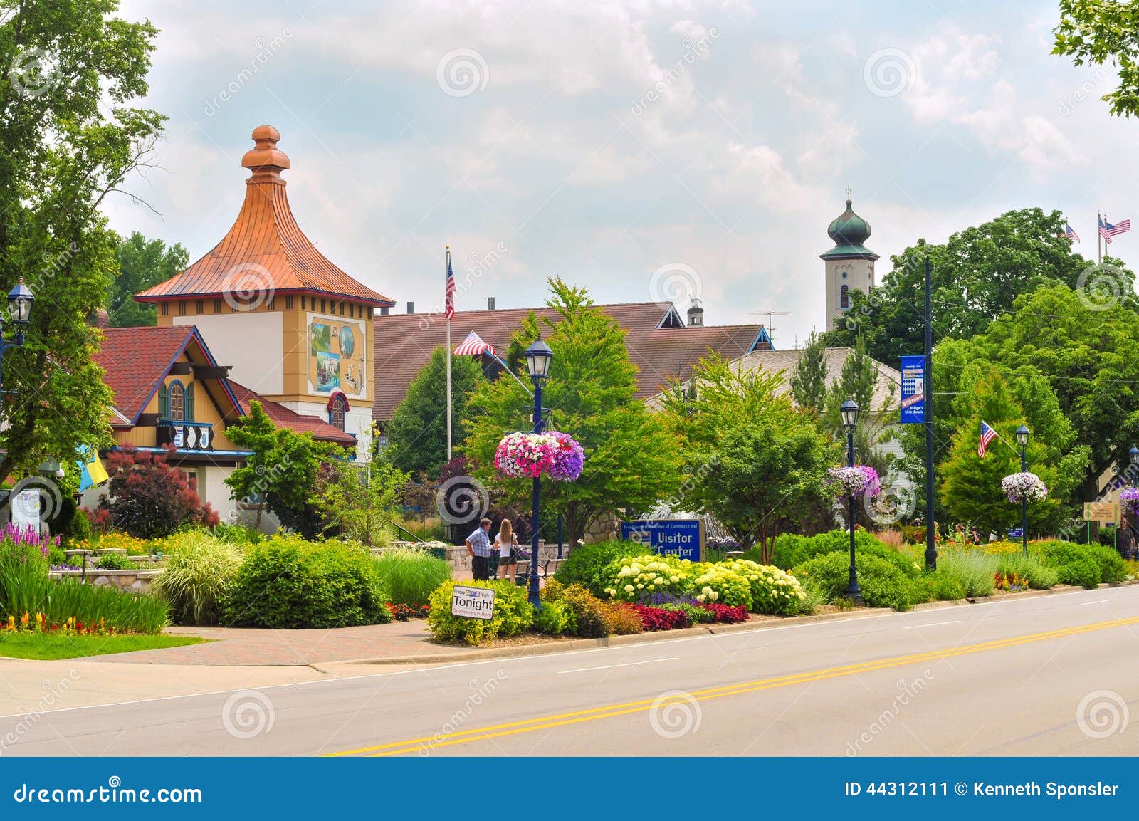 Centre De Visiteur De Frankenmuth Photo éditorial Image du poteaux