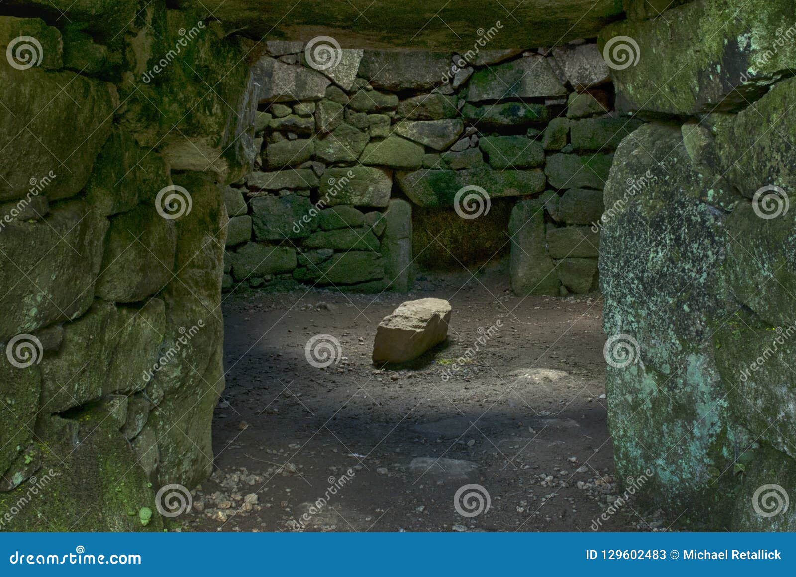 the centre of the fogou at carn euny, cornwall