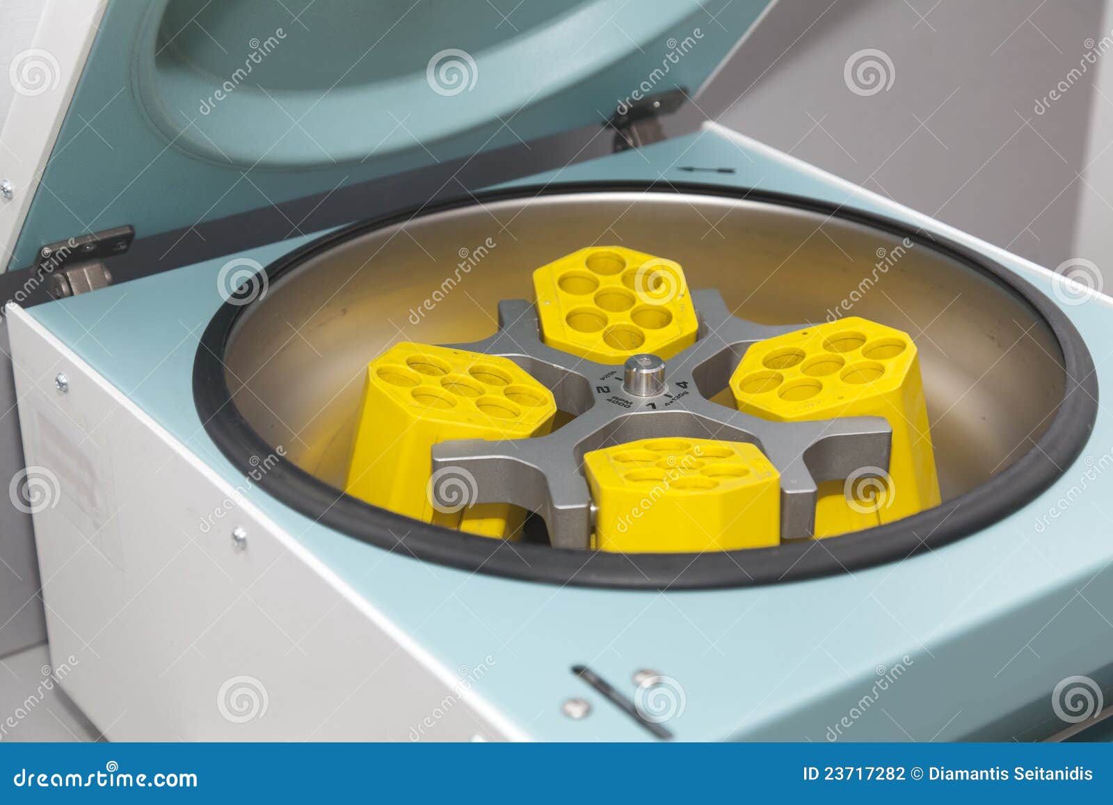 centrifuge equipment