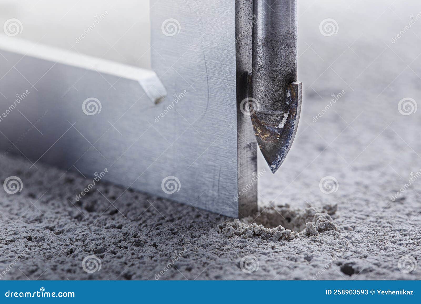 Ceramic Drill Bit Make Holes in Concrete Wall with Industrial Drill