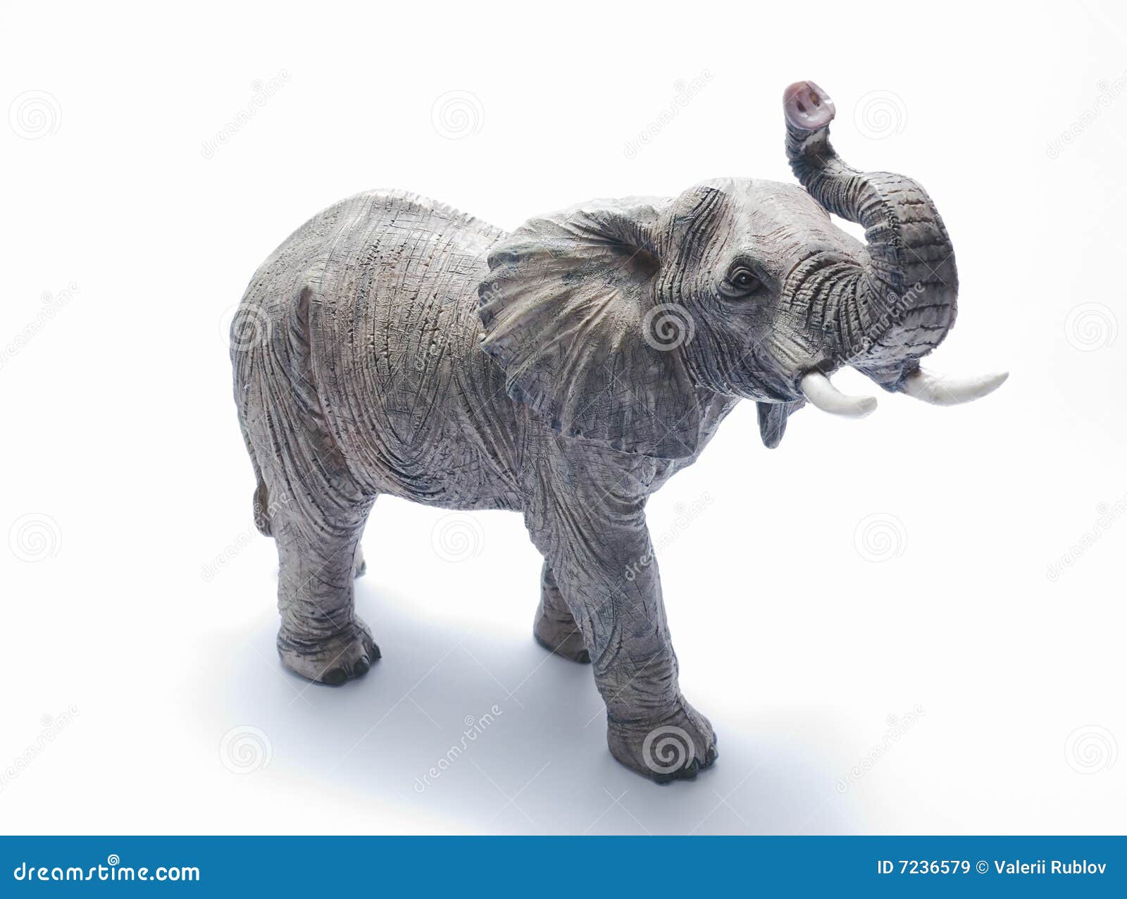 Ceramic elephant stock illustration. Illustration of ceramics 7236579