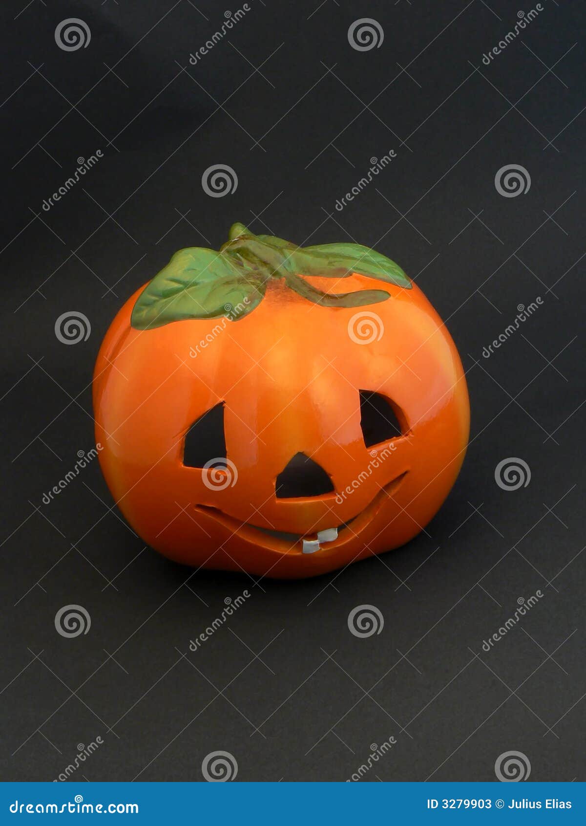 Ceramic jackolantern stock image. Image of bright, round 3279903