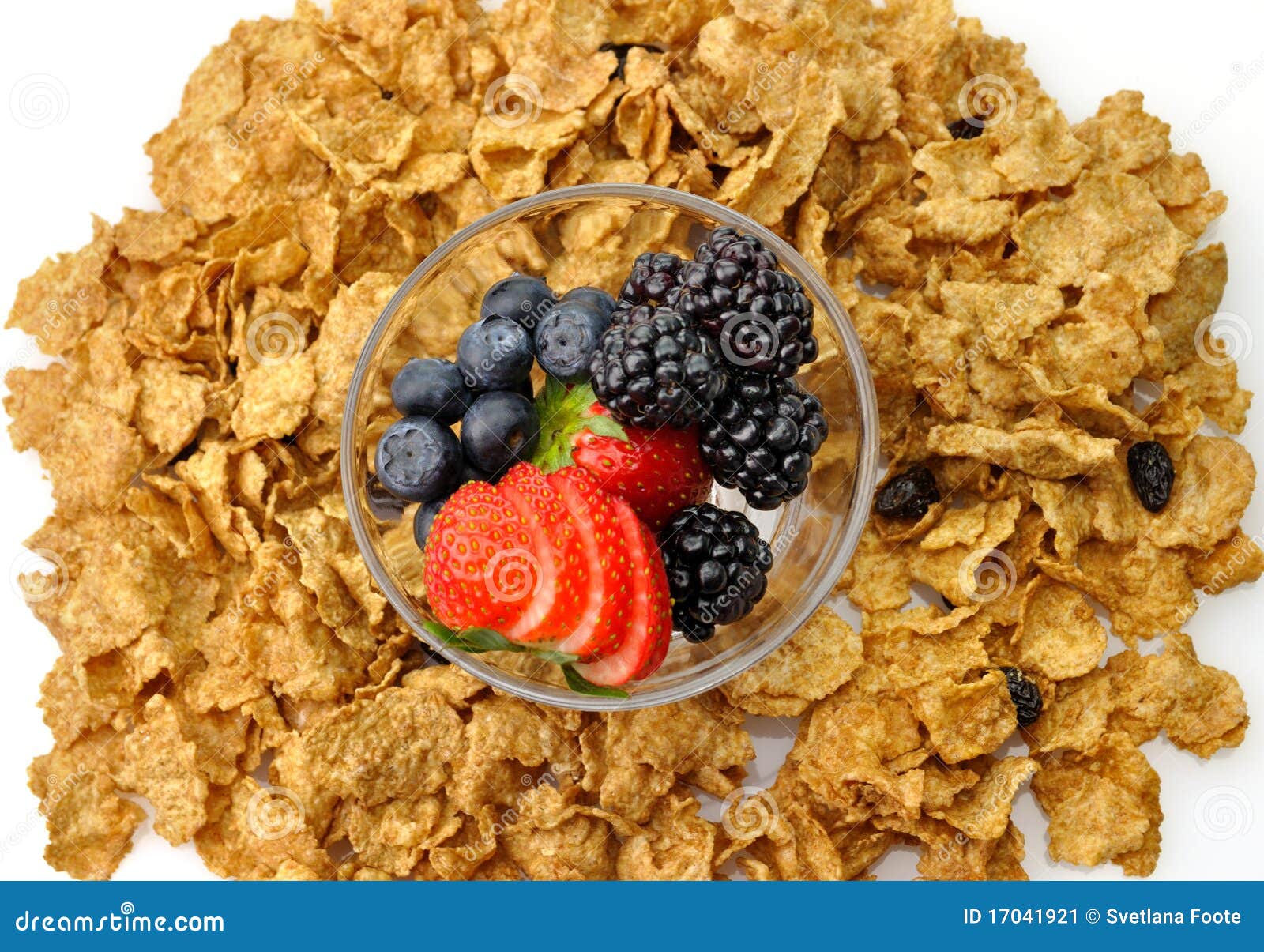 Cereal with fruits stock image. Image of oats, flakes 17041921