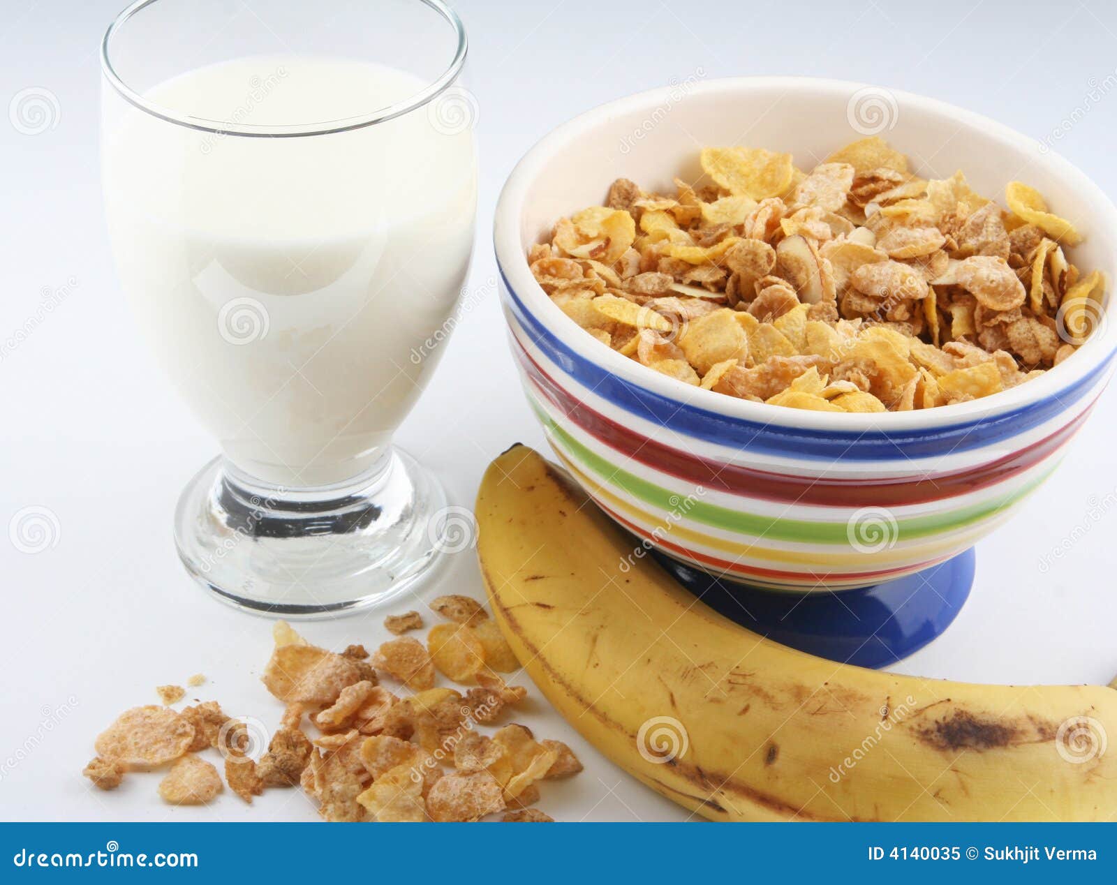 Cereal and milk stock image. Image of porcelain, meal 4140035