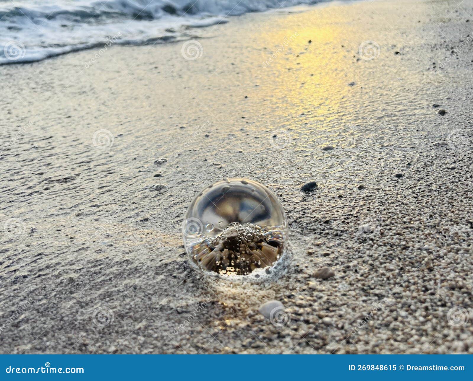 Shoppeando no Praia: Jabulani de Cristal