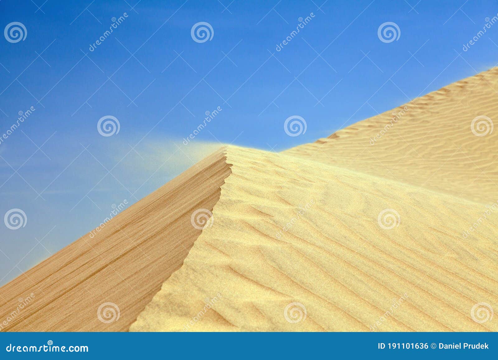 cerro blanco sand dune near nasca or nazca town in peru