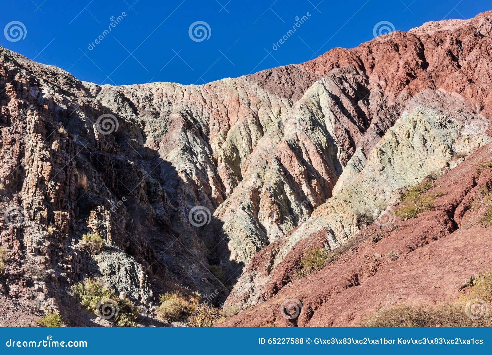 cerro de los siete colores, purnamarca, argentina