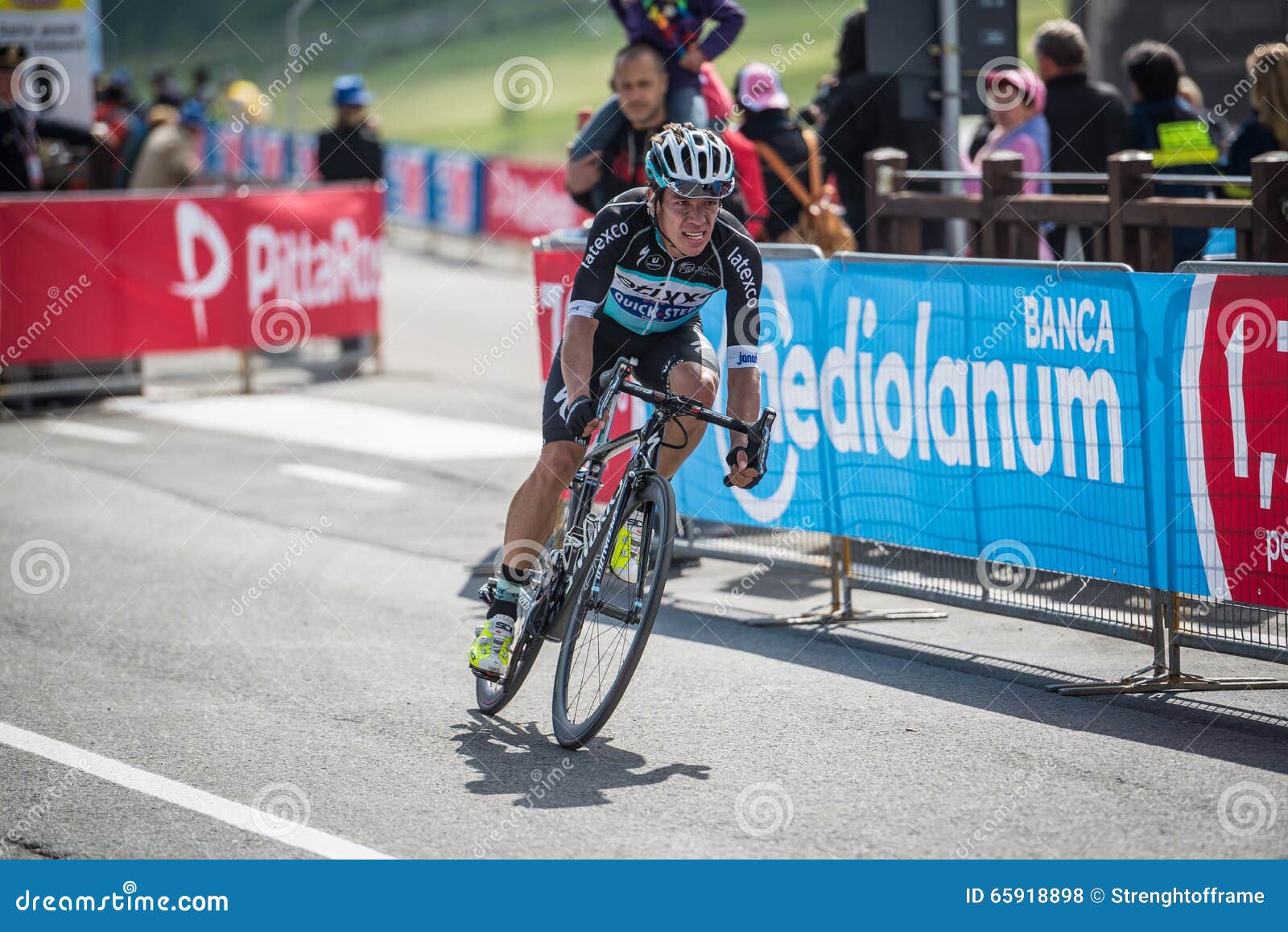 Cervinia, Italia 29 May 2015; Rigoberto Uran tackles the last climb before before arrival of a stage of the Tour of Italy 2015. Hard stage mountain from Gravellona Toce to Cervinia.