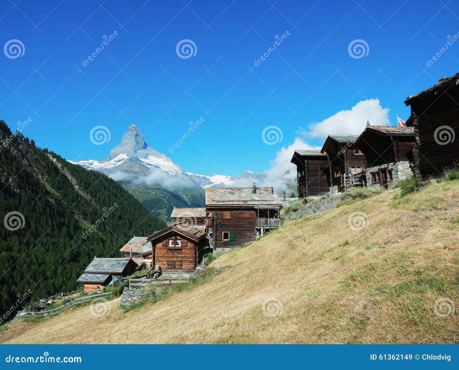 Cervino Con Las Casas Históricas En Zermatt Imagen de archivo - Imagen ...